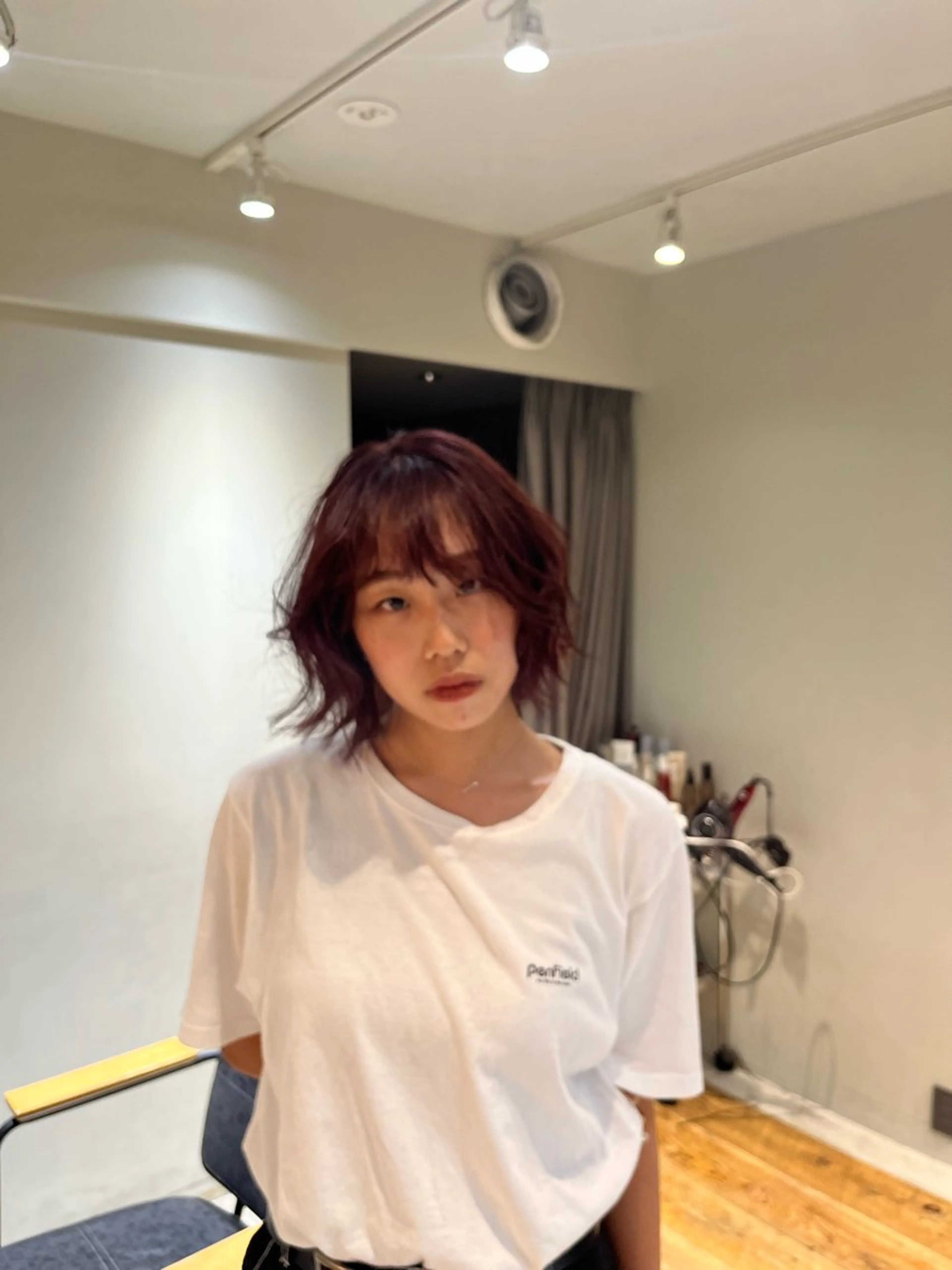 ミディアム YUI／レイヤー カット/透明感カラーのヘアスタイル