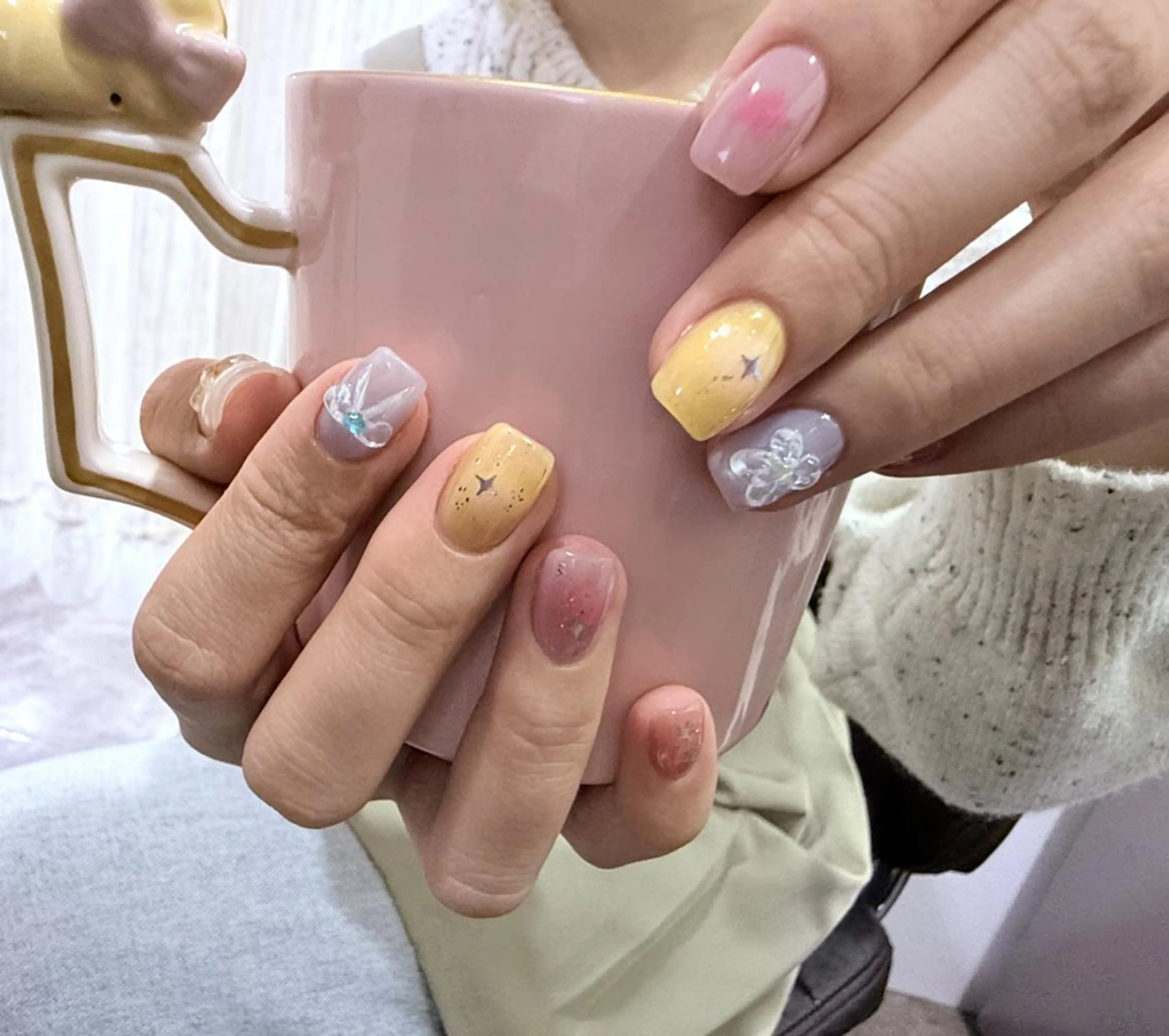 ネイル AB マツエクネイルサロンのネイルデザイン