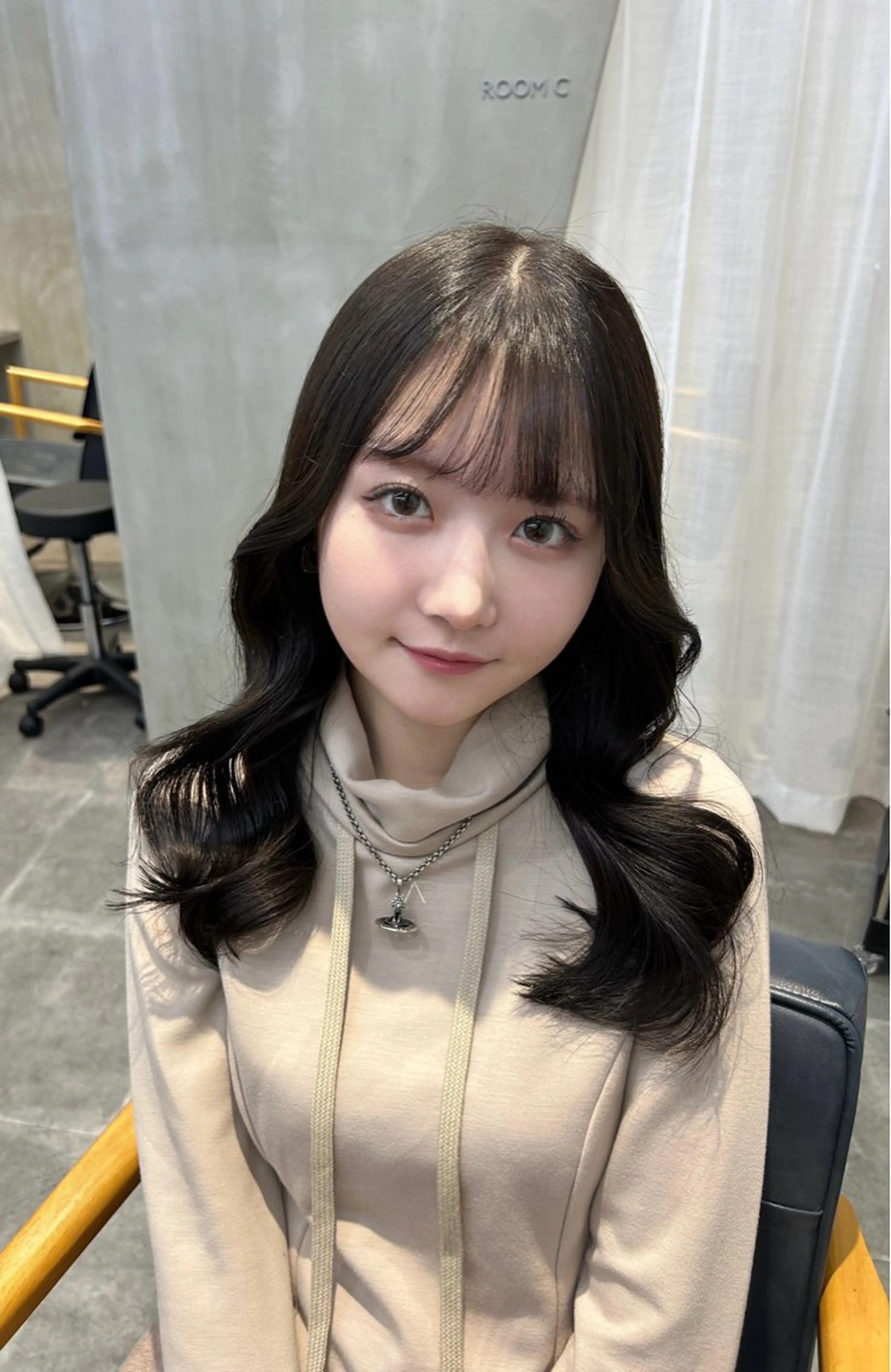 ロング カラー カット ヘアカラー トリートメント newi梅田🫧韓国 ヘア🫧sakiのヘアスタイル