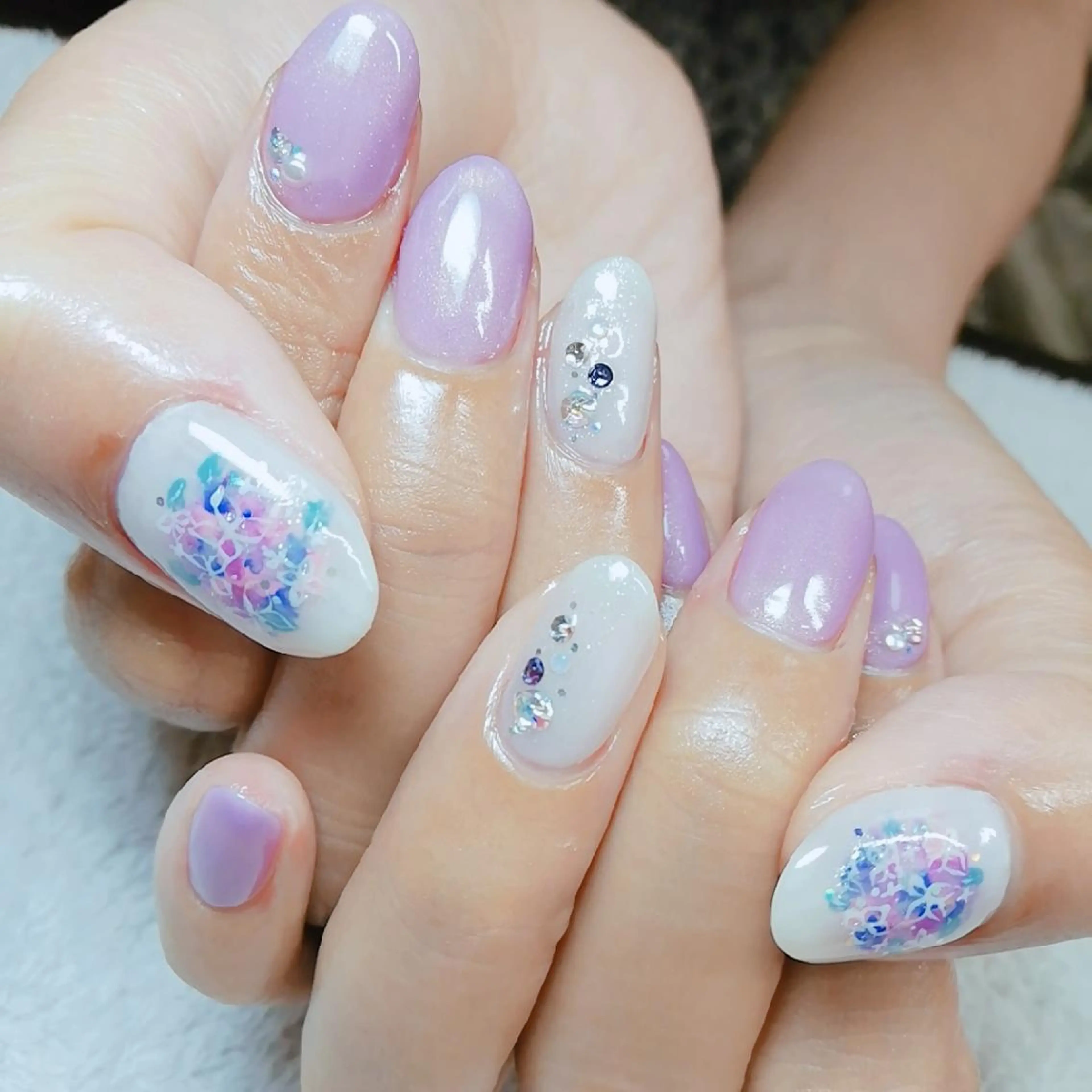 ネイル アートネイル ストーンネイル ハンドネイル 柴崎 美幸のネイルデザイン