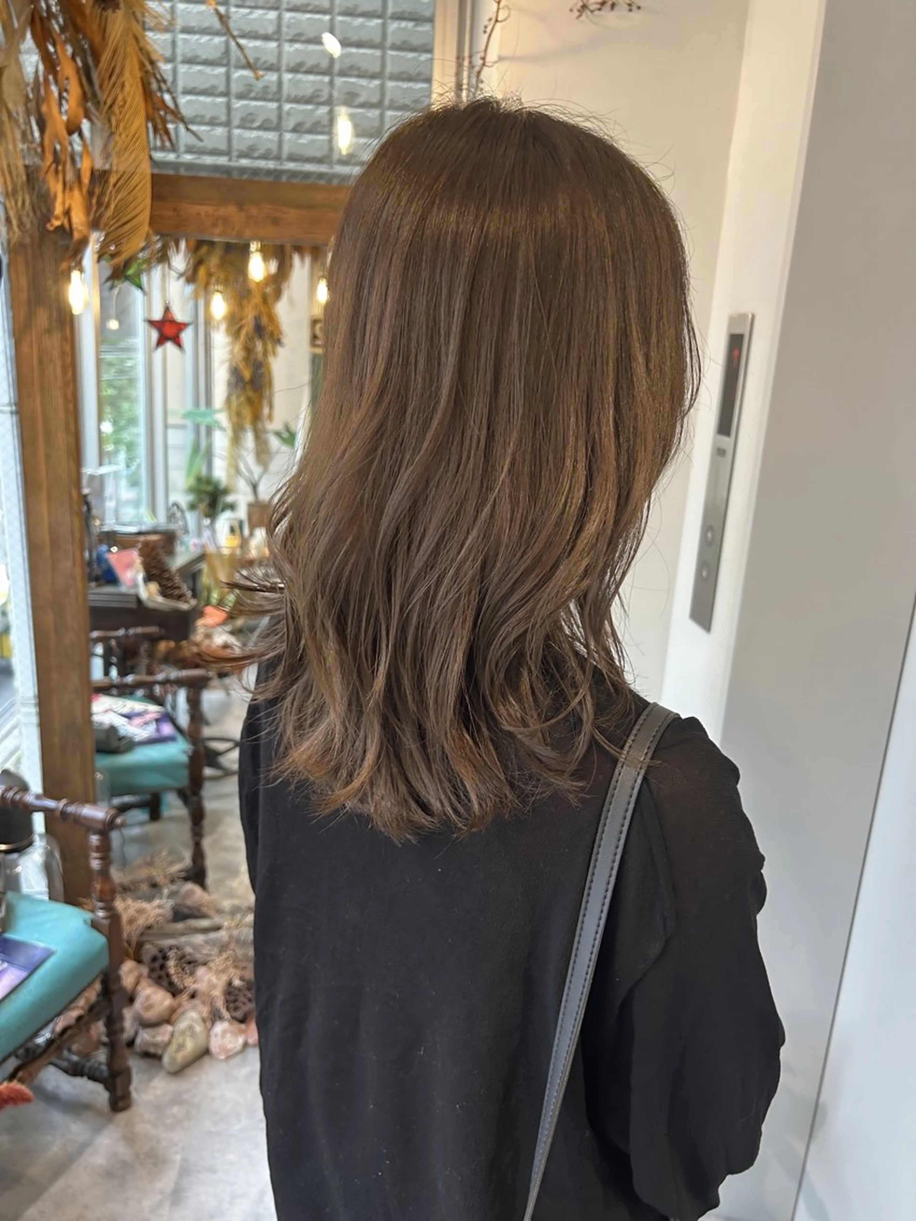 セミロング カット ヘアカラー トリートメント volta∞knot【ボルタノット】所属・topstylist 満足度⭐️堀川星哉のヘアスタイル