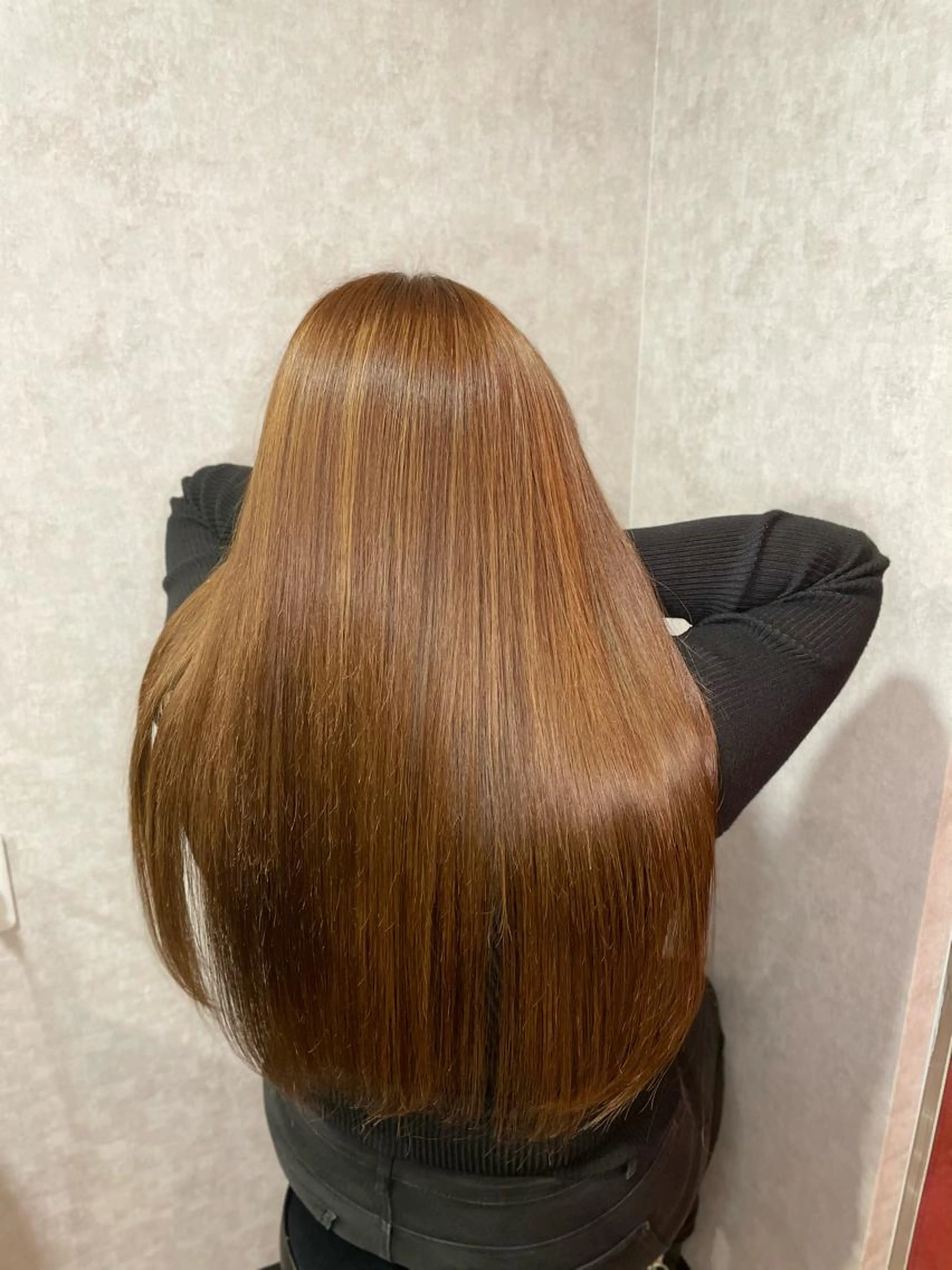 【癖取り・縮毛矯正】質感から変わる!最強ストレート✨の写真