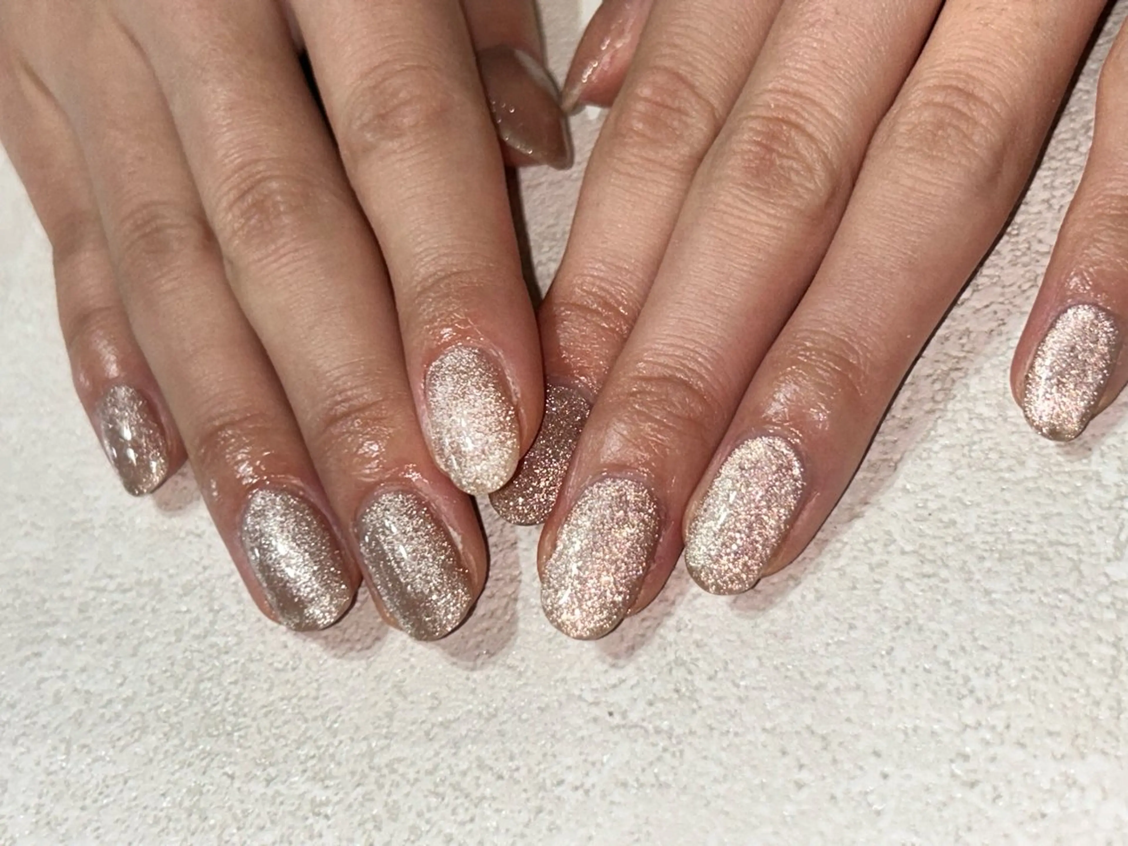 ネイル オーロラネイル フットネイル フレンチネイル ジェルネイル キラキラネイル ハンドネイル kikinail 溝の口のネイルデザイン