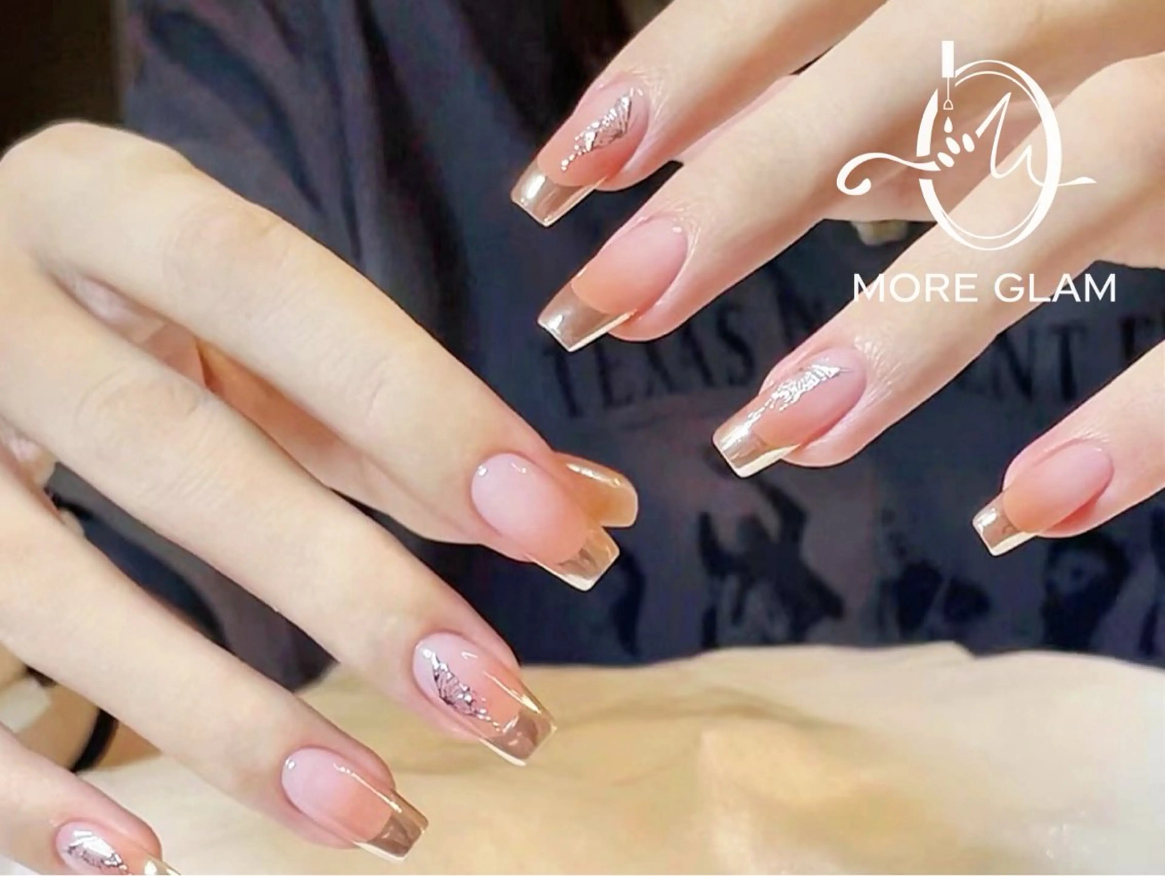 ネイル ハンドネイル More Glam 池袋東口店のネイルデザイン