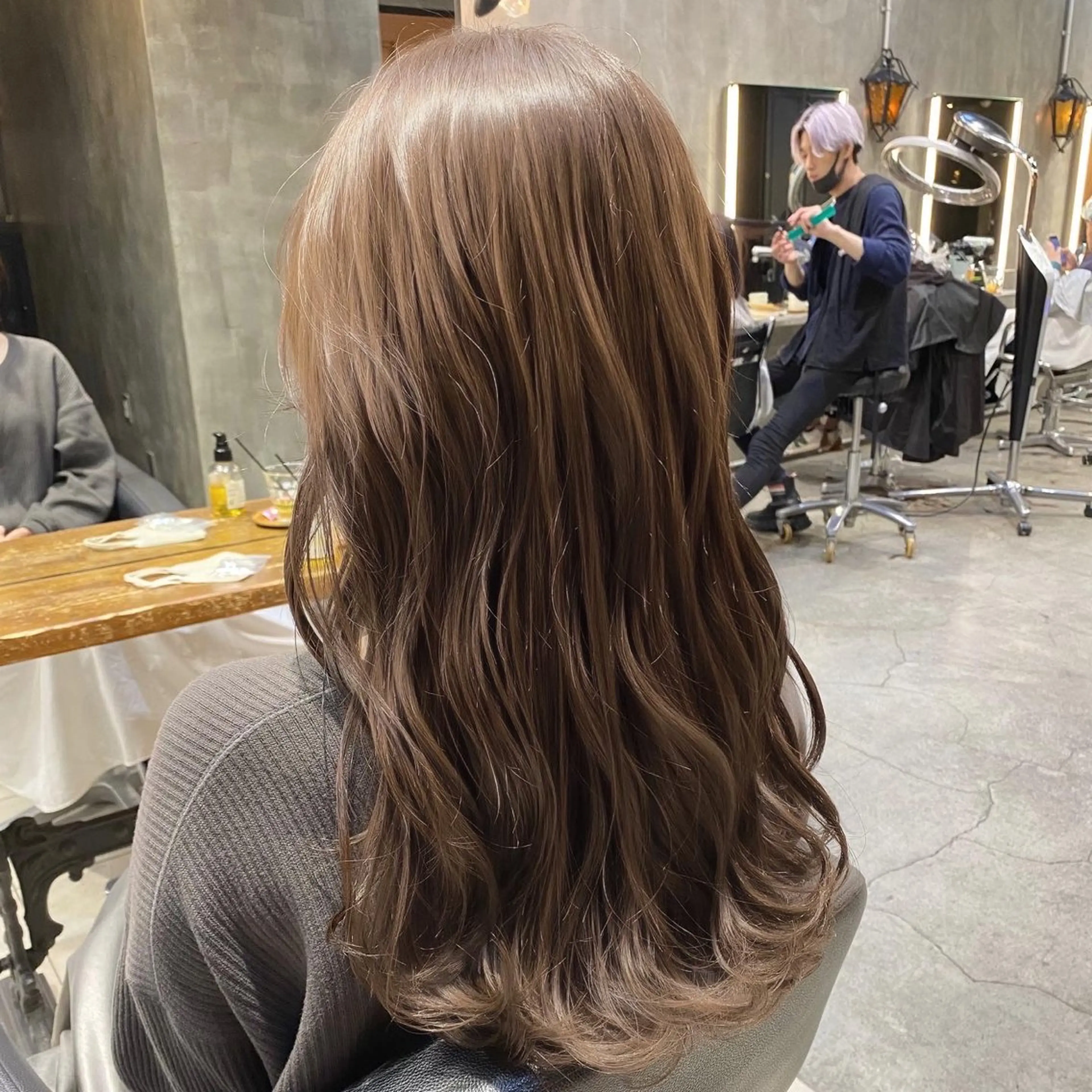 セミロング カラー ベージュカラー ブリーチ ダブルカラー ラテベージュ ブリーチなしカラー カット ヘアカラー 透明感カラー🌿 グレージュ🐺陽介のヘアスタイル