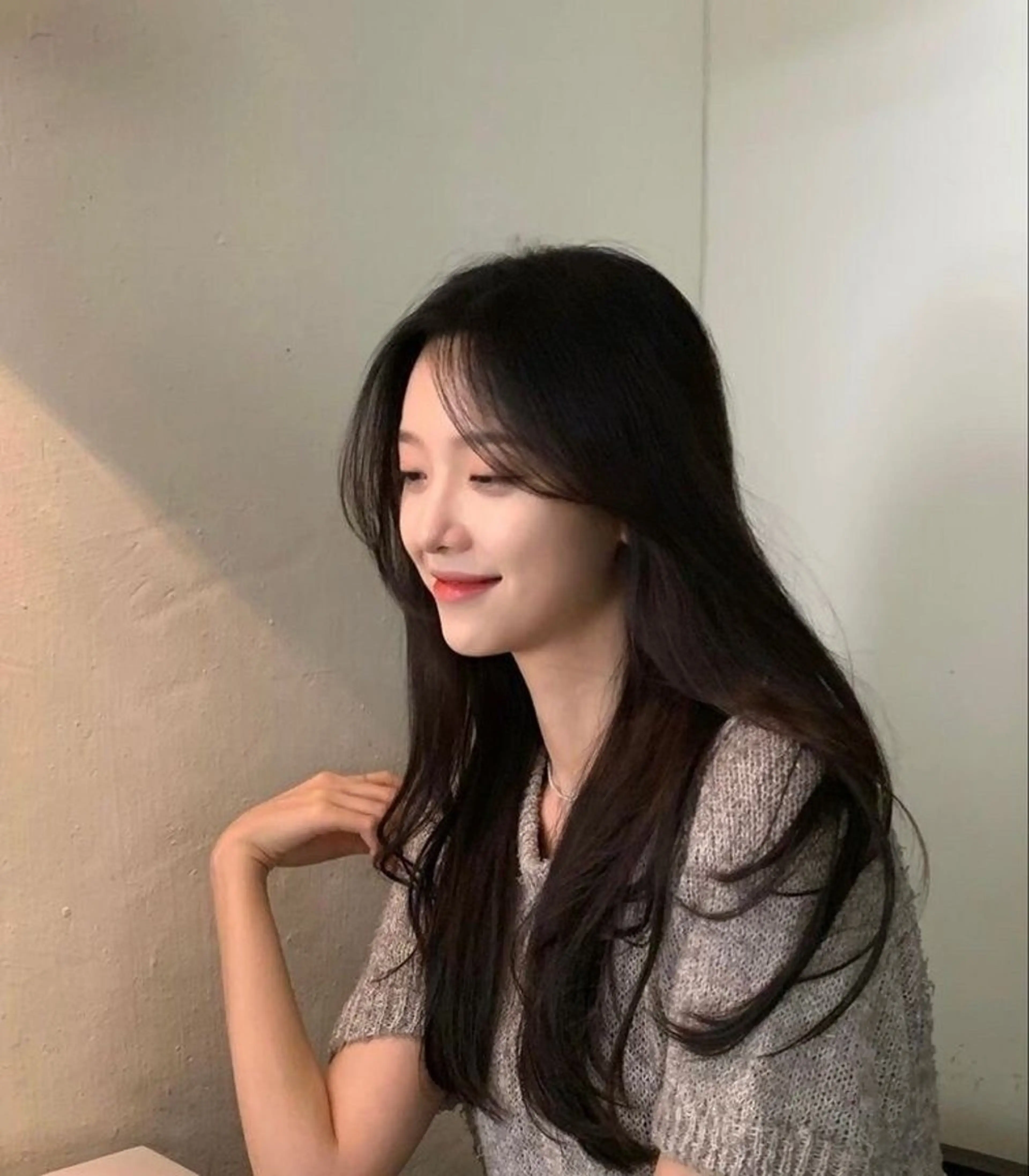 《艶感＆透明感》イルミナorアディクシーカラー+超音波アイロンTrの写真