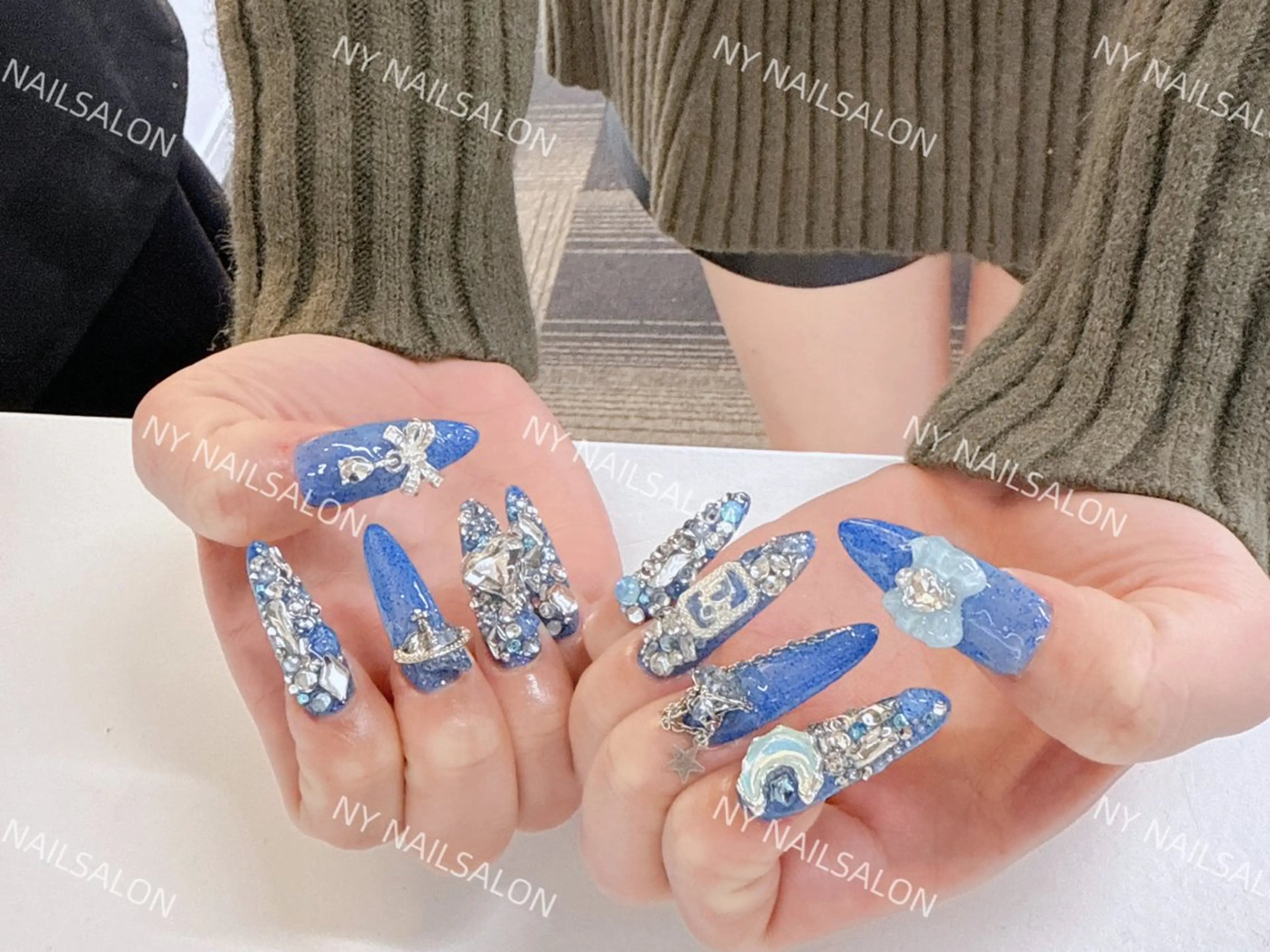 ネイル 長さ出し フットネイル フレンチネイル ジェルネイル ガーリー ハンドネイル NYネイルサロン 千葉中央店のネイルデザイン