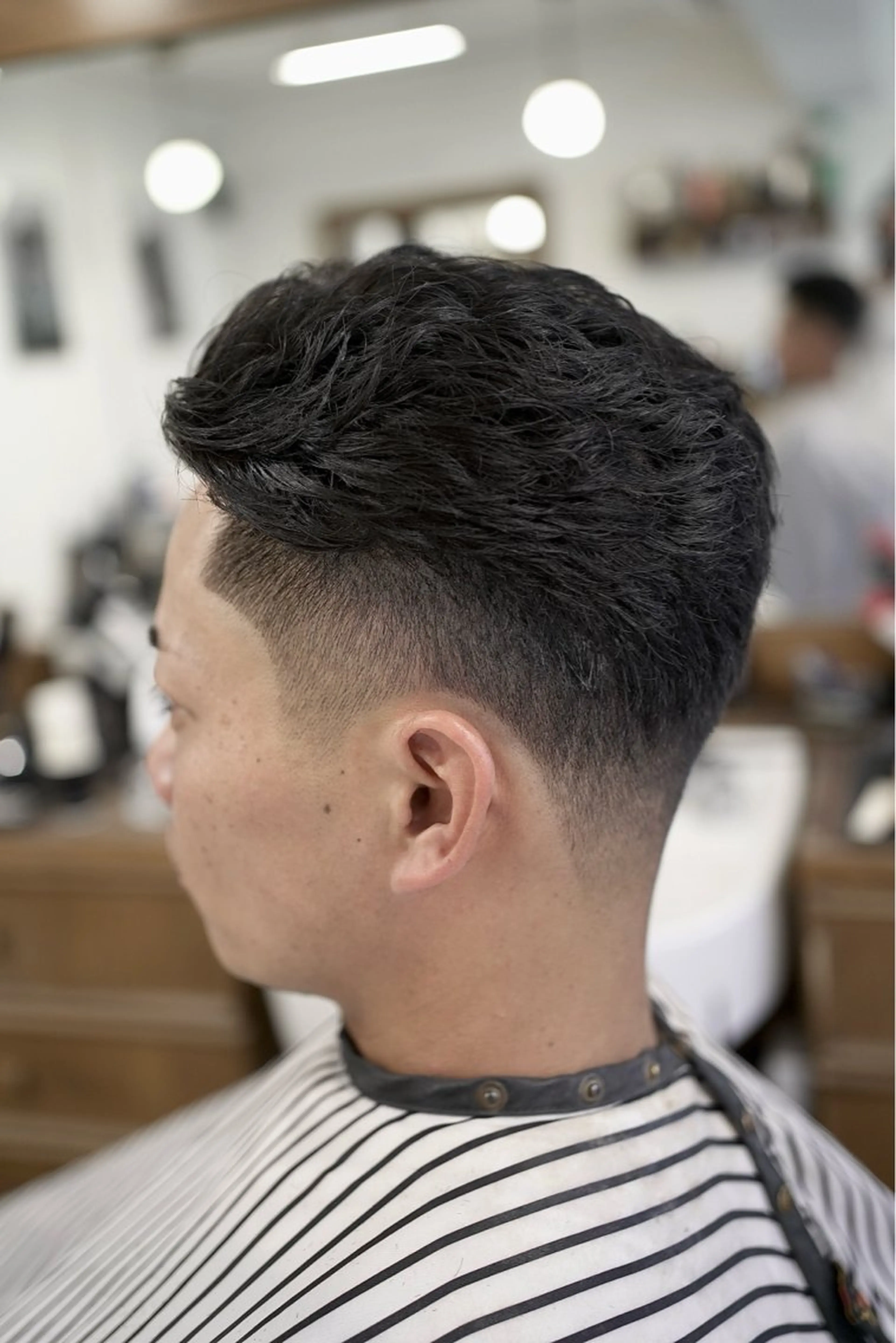 メンズ フェードカット メンズパーマ スキンフェード メンズツイストパーマ ツイストパーマ カット 吉祥寺バーバー takumiのヘアスタイル