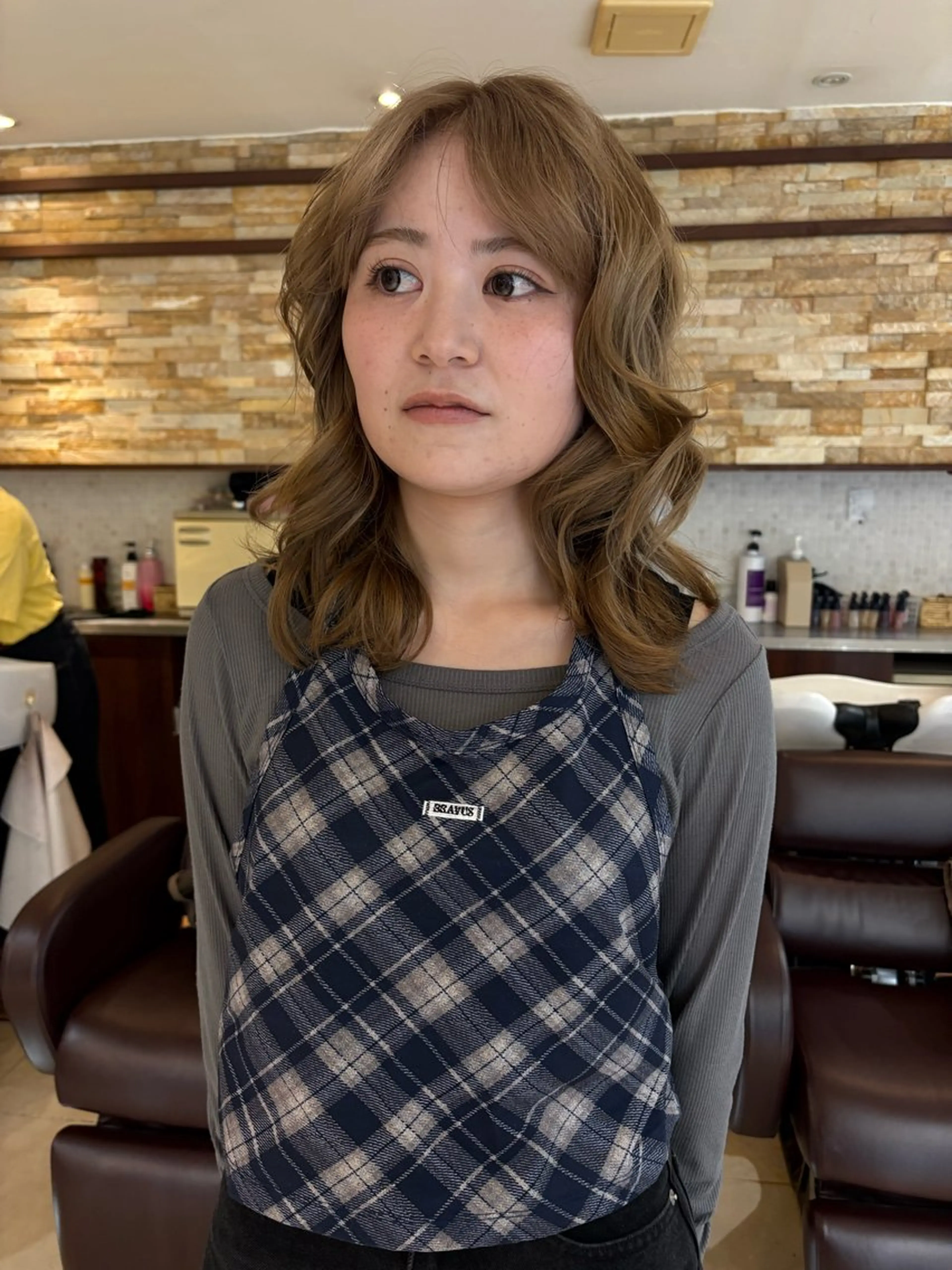 セミロング カラー ベージュカラー ブリーチ ダブルカラー オリーブベージュ FaB/ Yunaのヘアスタイル