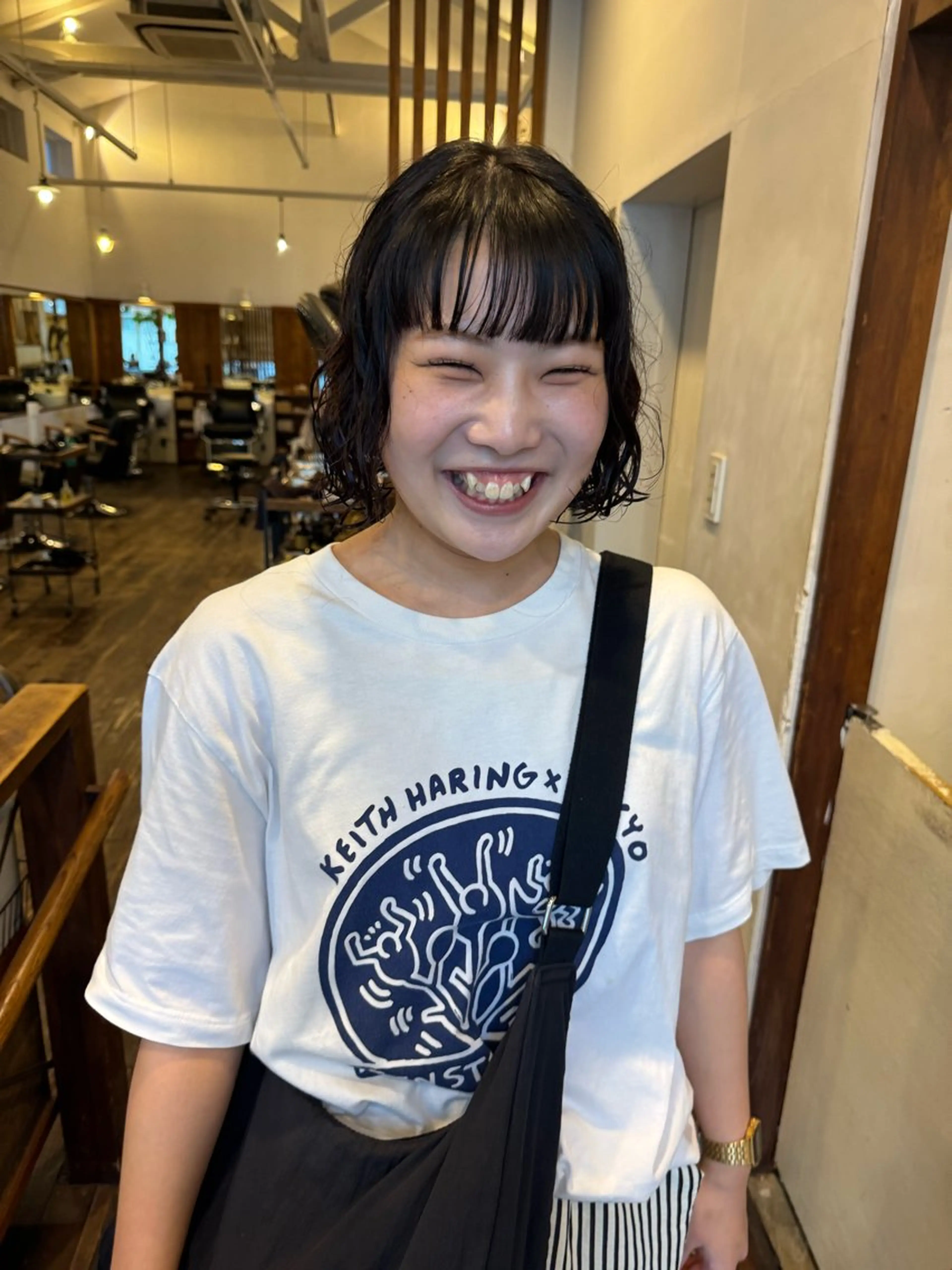 ミディアム MOK大阪梅田店 Asahiのヘアスタイル