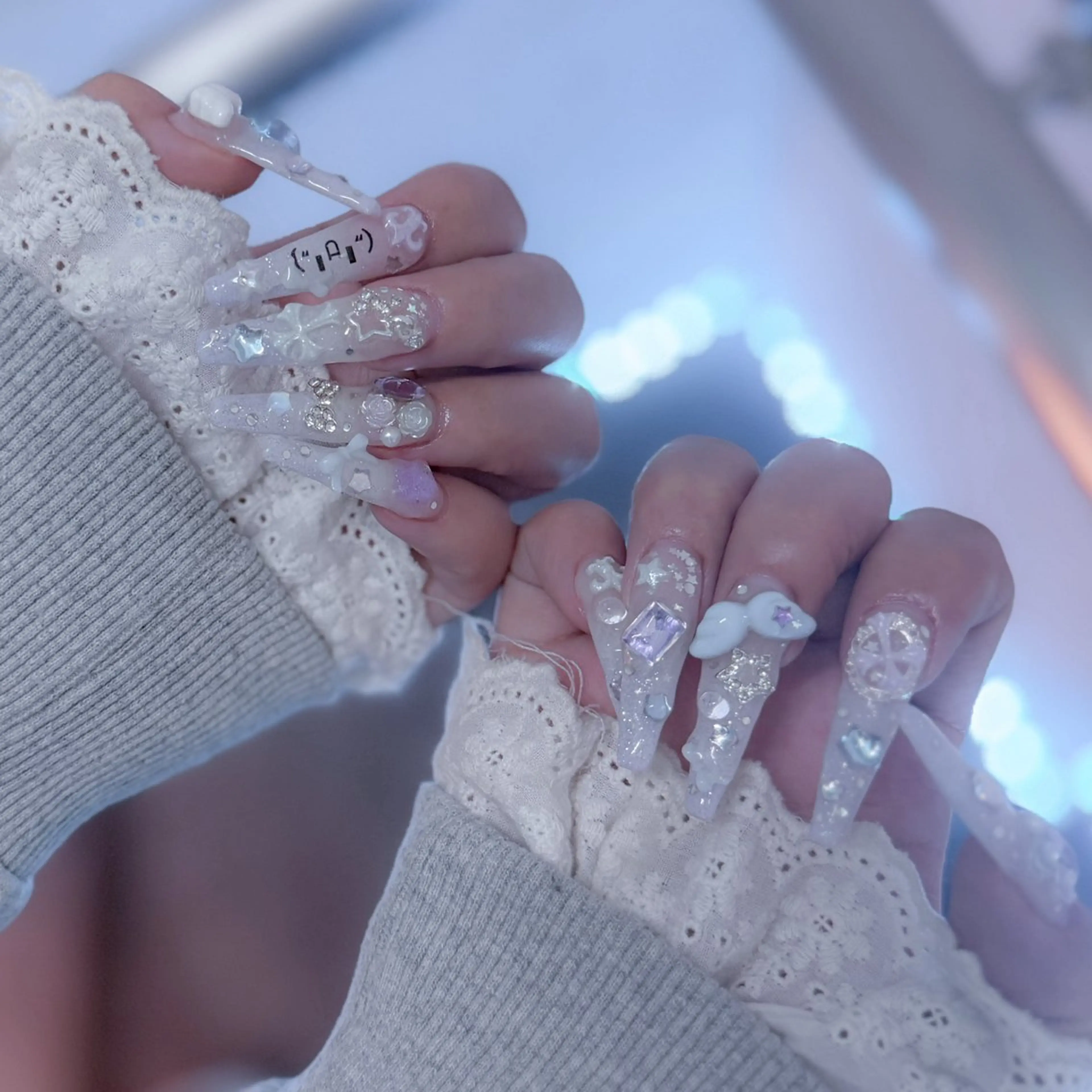 ネイル ユカ‎𖤐y2k/ 堺筋本町/心斎橋のネイルデザイン