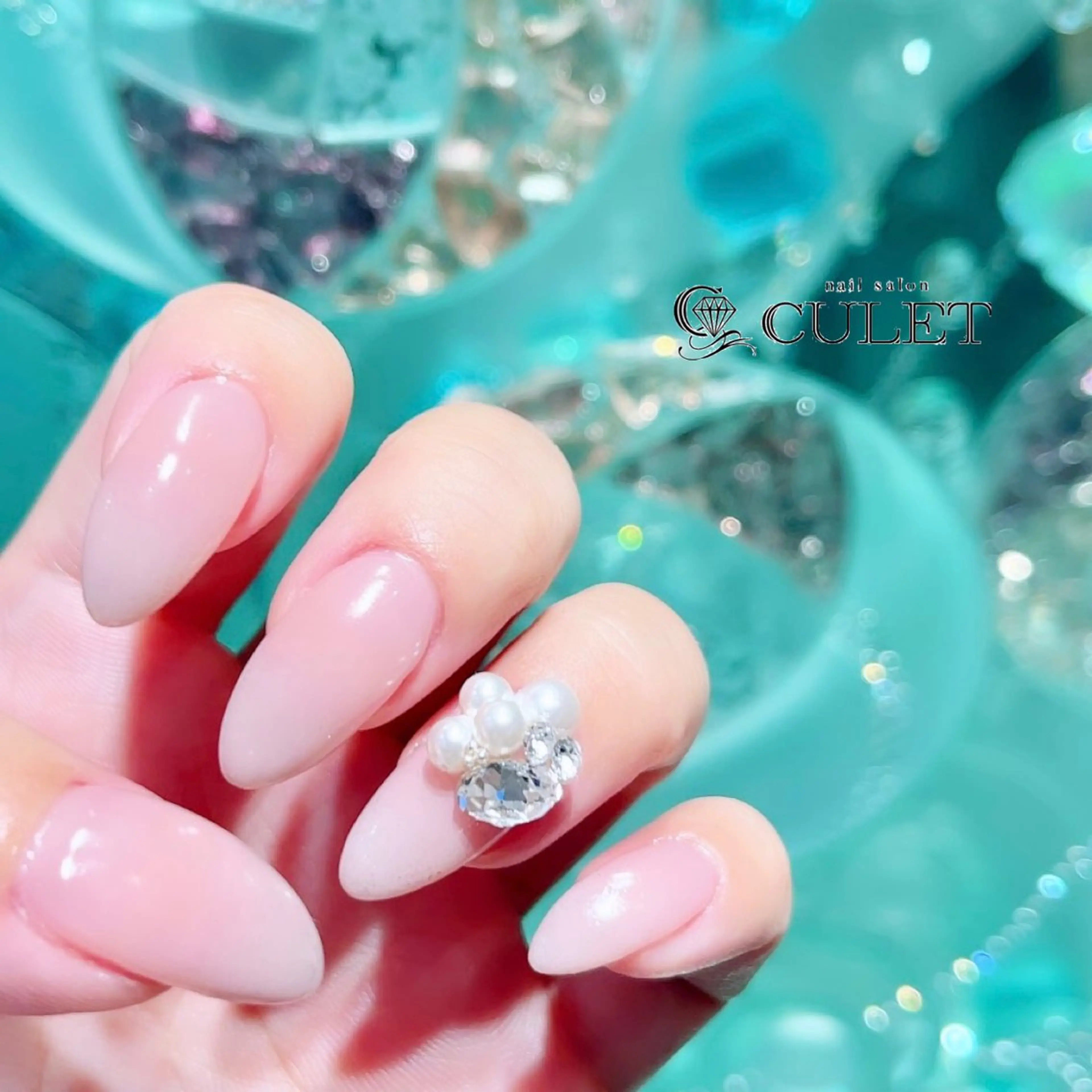 ネイル CULET MOEのネイルデザイン