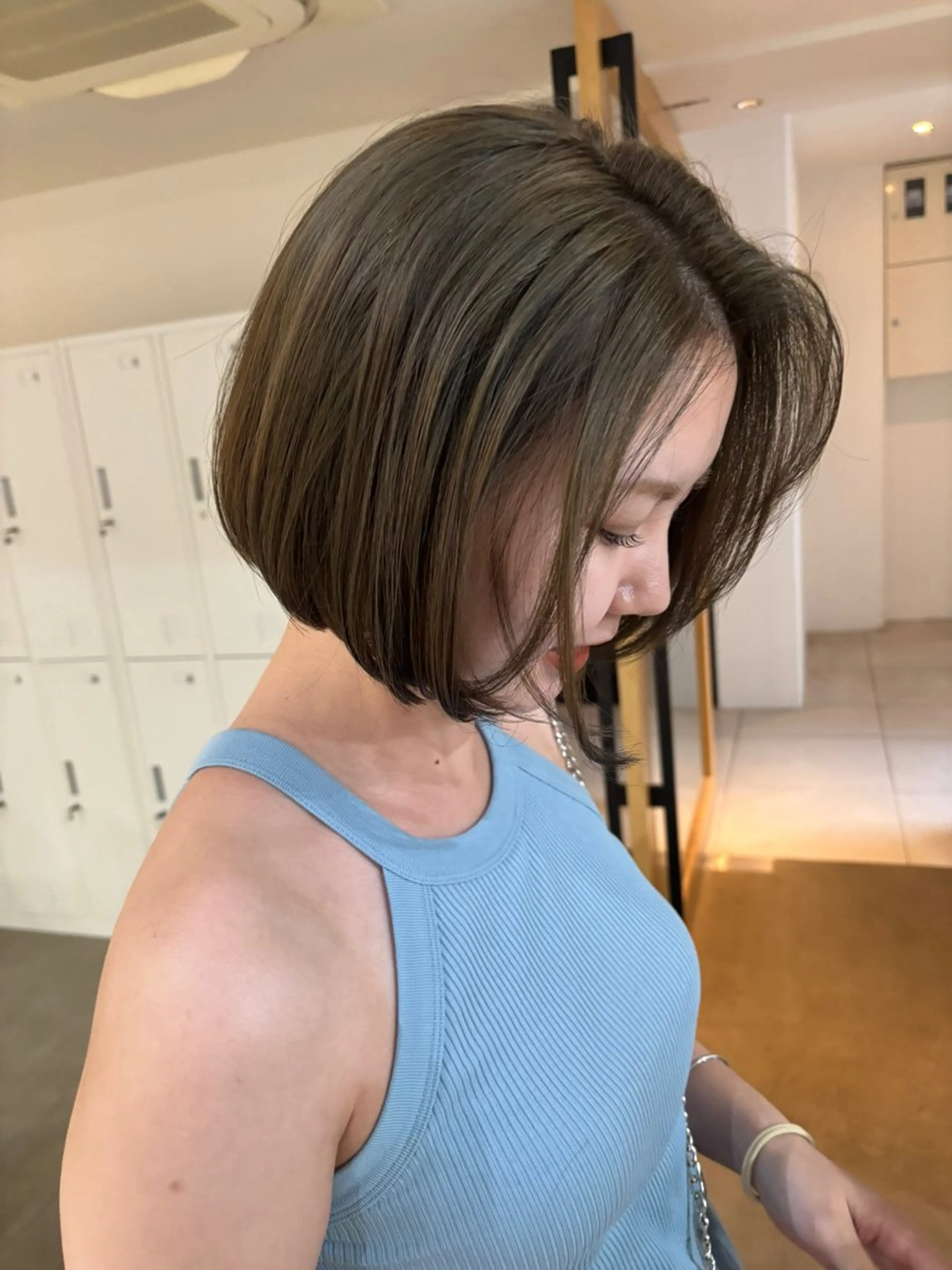 ショート ボブ ヘアカラー I nagiのヘアスタイル