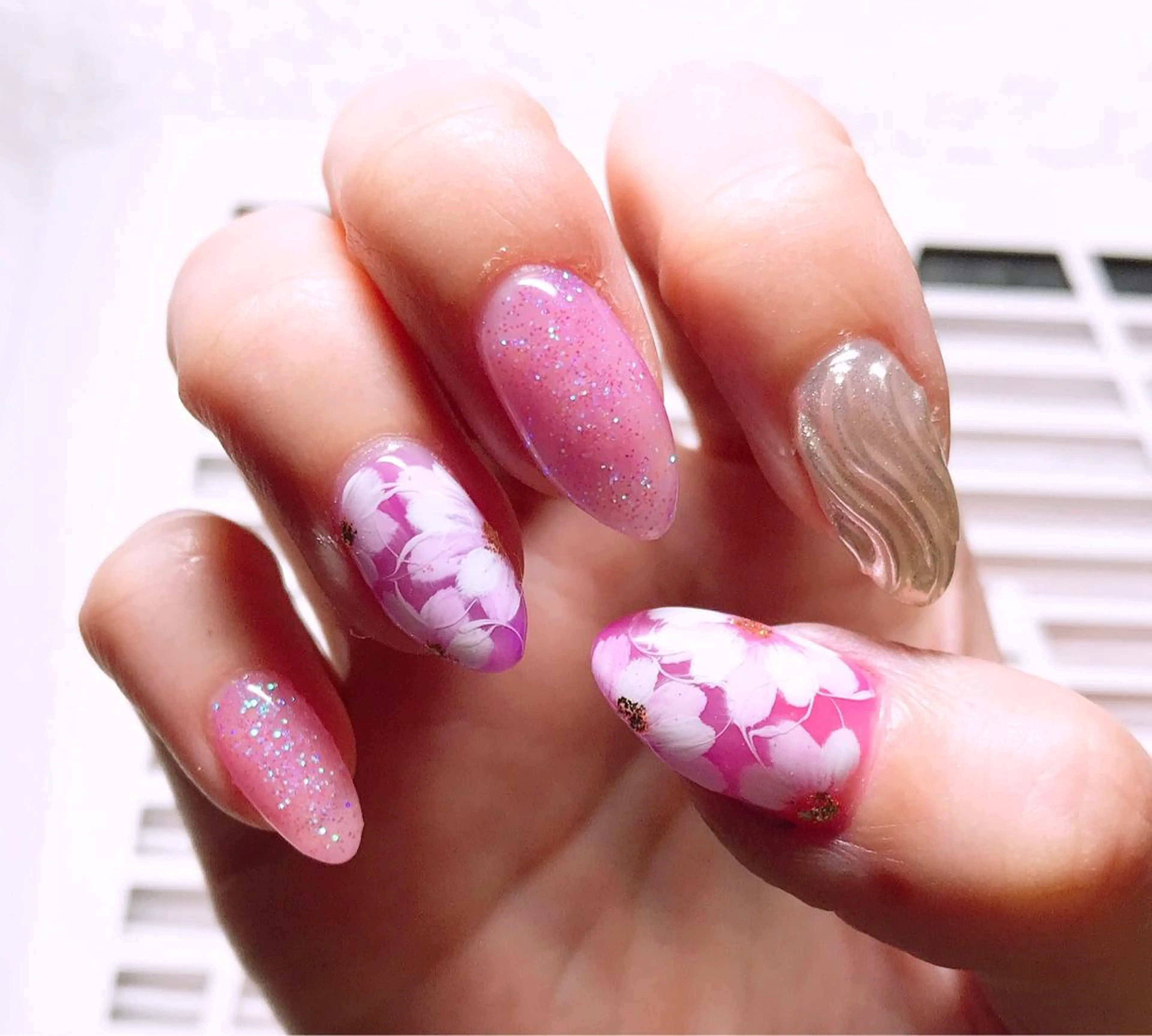 ネイル NailSalon Fluraのネイルデザイン
