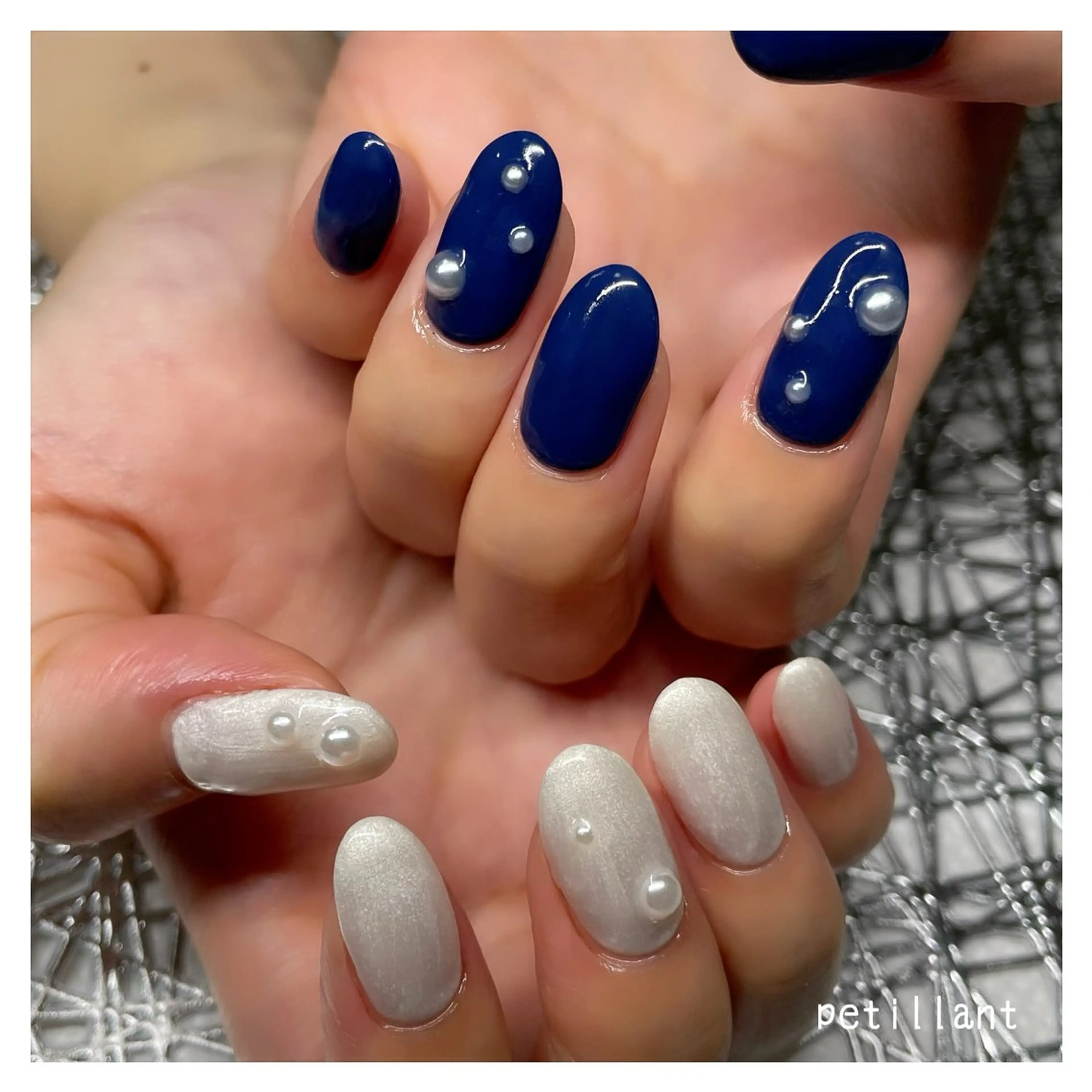 ネイル ブルー ホワイト nail salon petillantのネイルデザイン