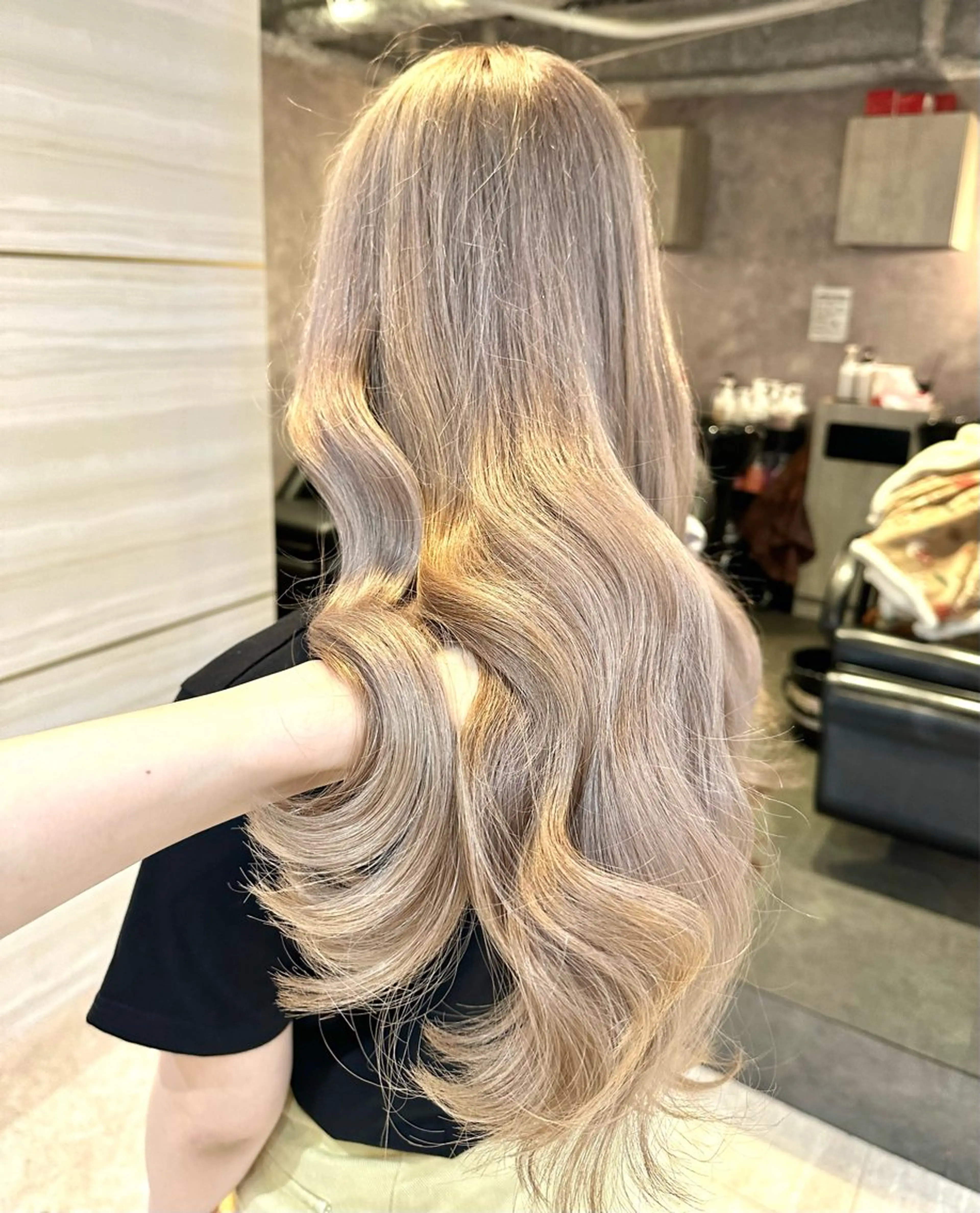 セミロング カラー パーマ ヘアアレンジ メンズ ヘアカラー トリートメント 🌱巴結生🌿大宮 ☁️ミルクティーのヘアスタイル