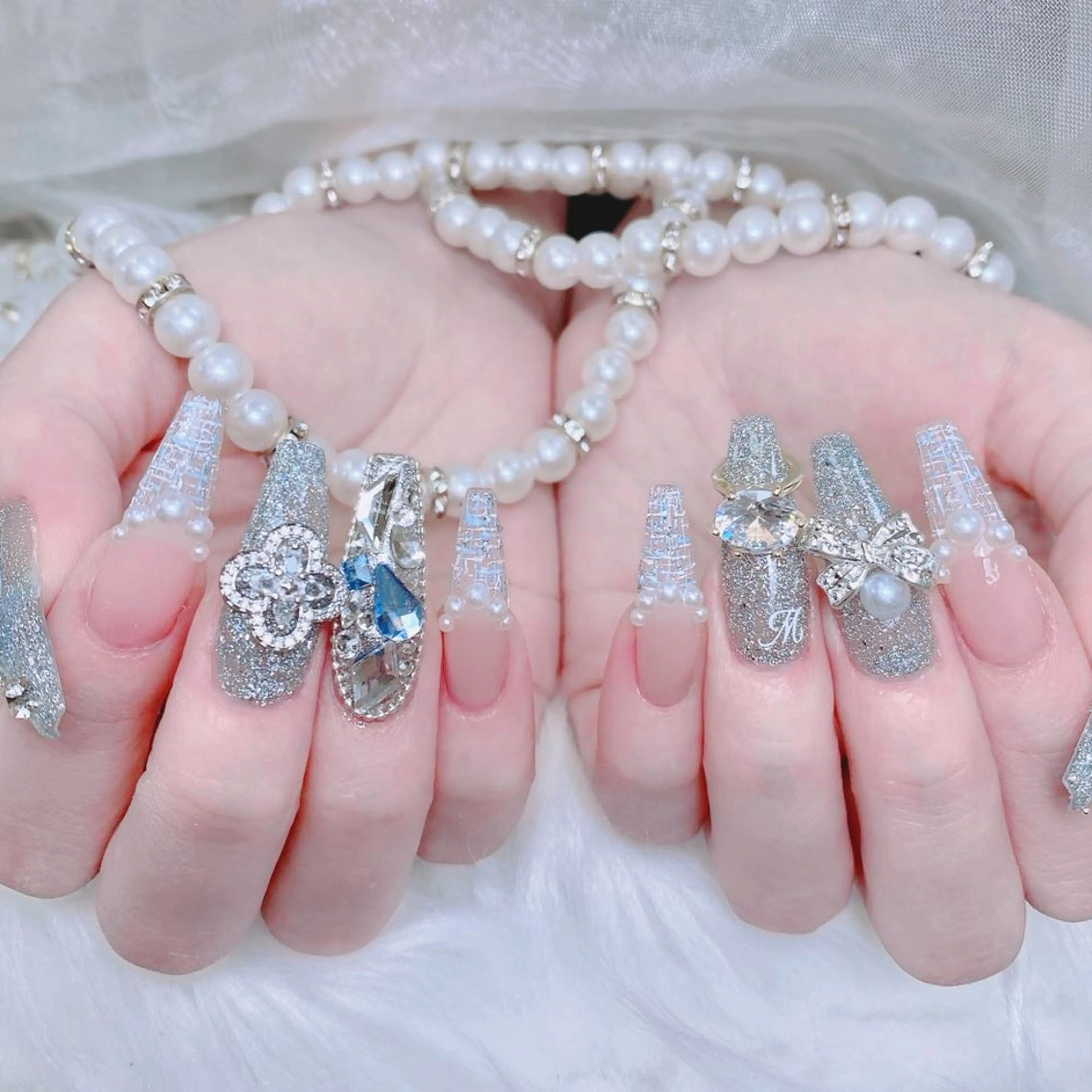 ネイル 成人式 キラキラネイル 大理石ネイル(マーブル) スカルプネイル 夏ネイル ハンドネイル MoMoA Nail ネイル長さ出し専門店のネイルデザイン