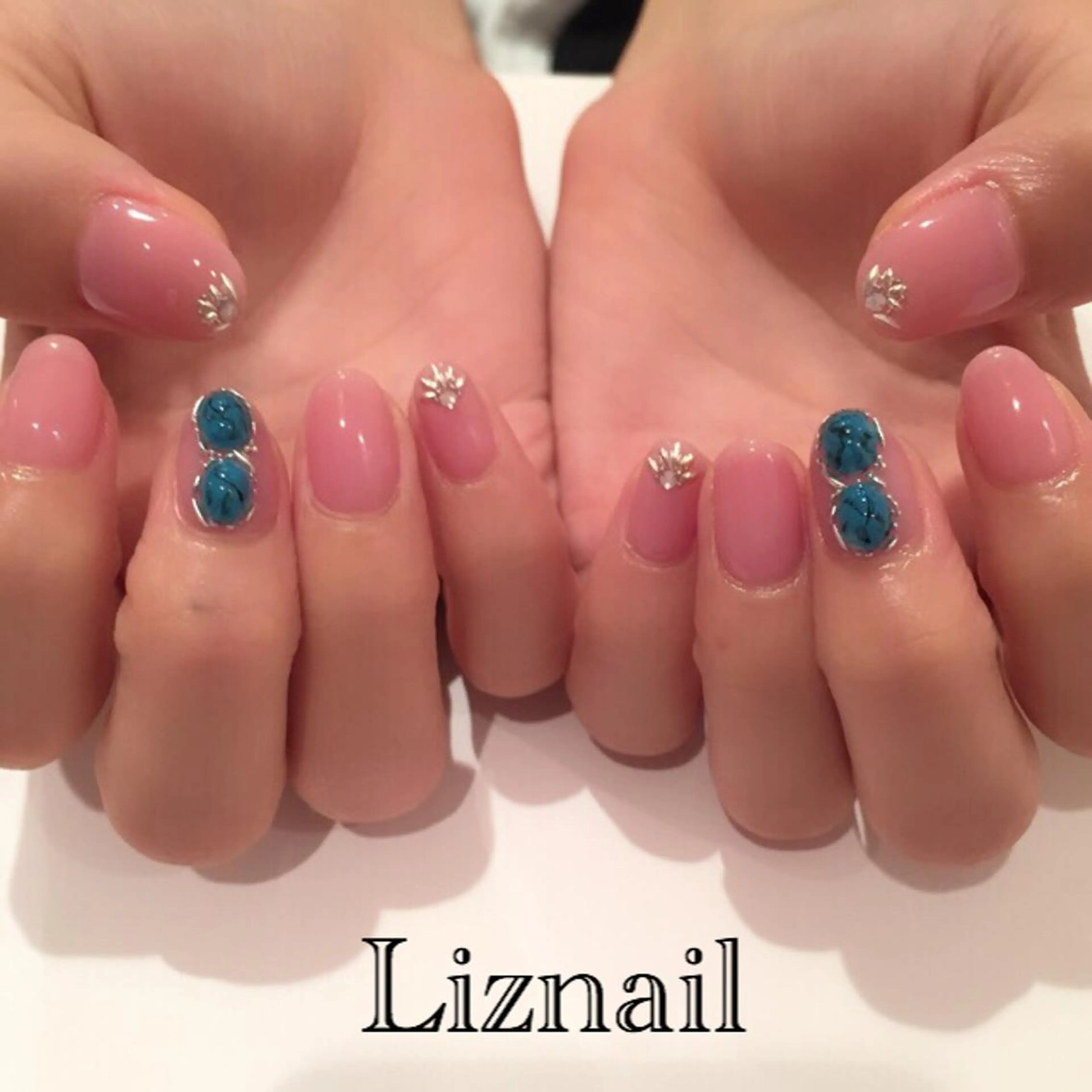 ネイル Rawr / saoriのネイルデザイン