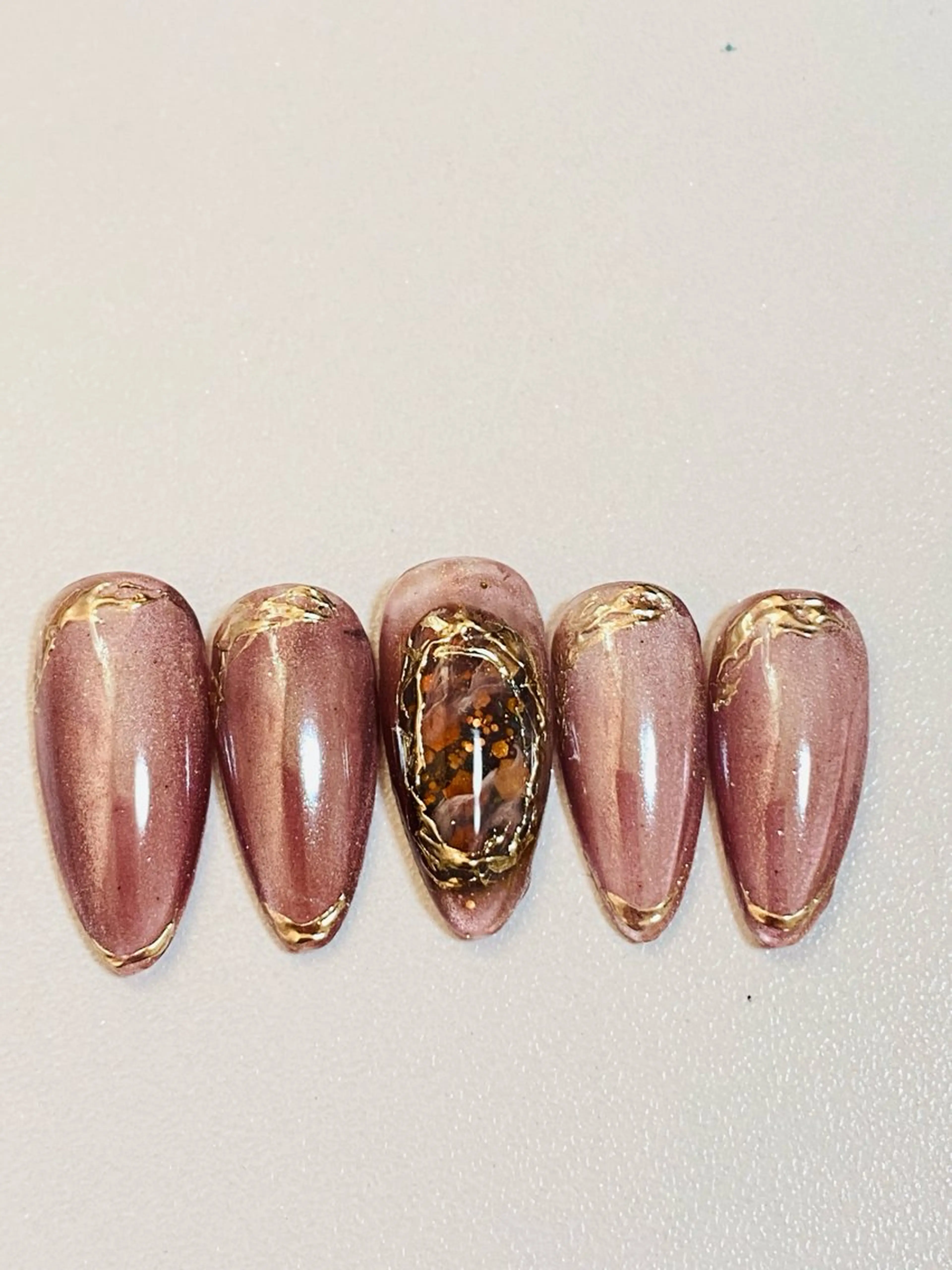 ネイル マグネットネイル 自宅ネイルサロン ♦️nuance♦️のネイルデザイン