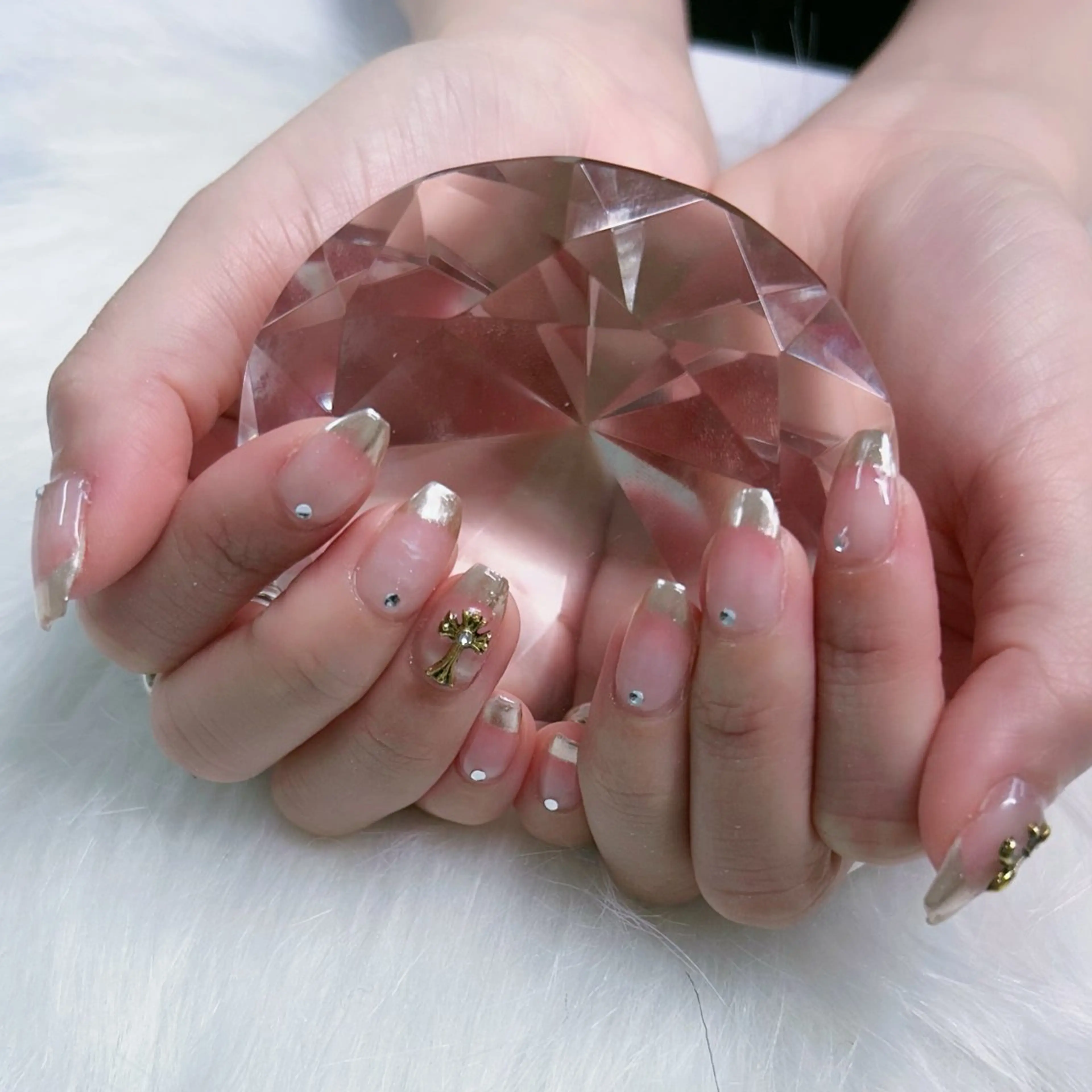 ネイル パーツ全部¥110 サロンミミのネイルデザイン