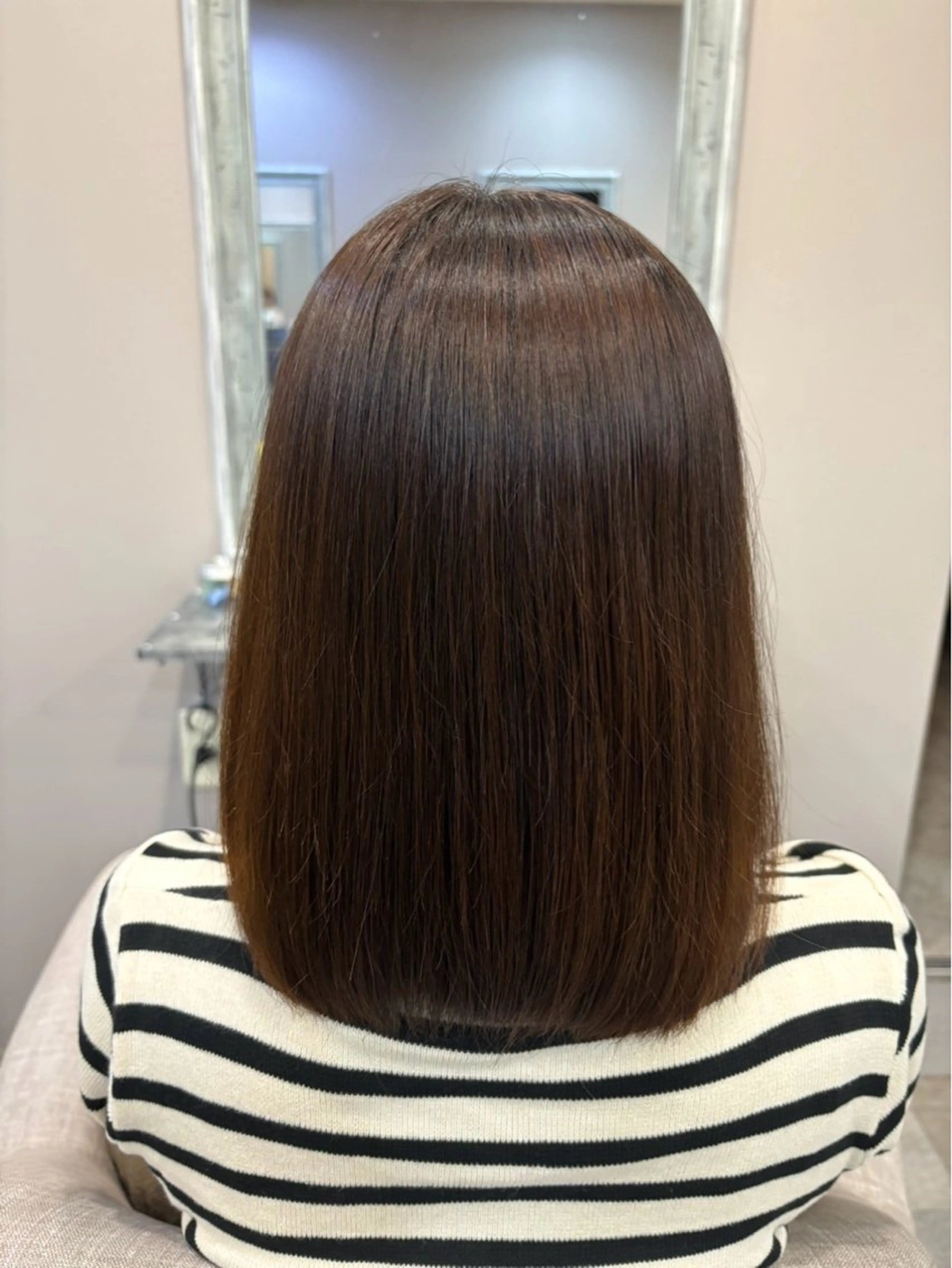 ミディアム 縮毛矯正 レイヤー/透けカラー ✨KANAのヘアスタイル