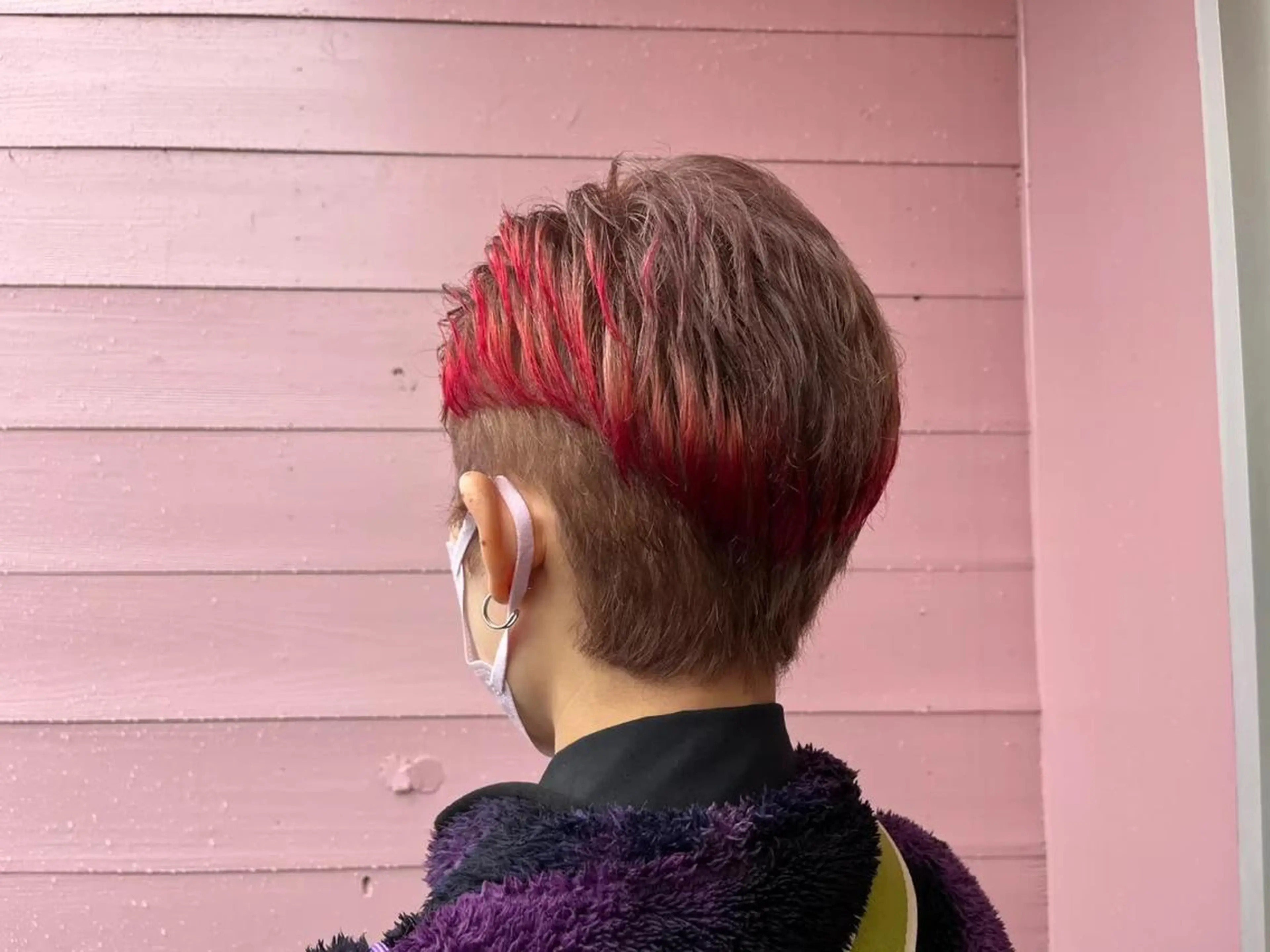 ショート カラー 個性派/ハイトーン ✨✨　稲吉菜々美のヘアスタイル