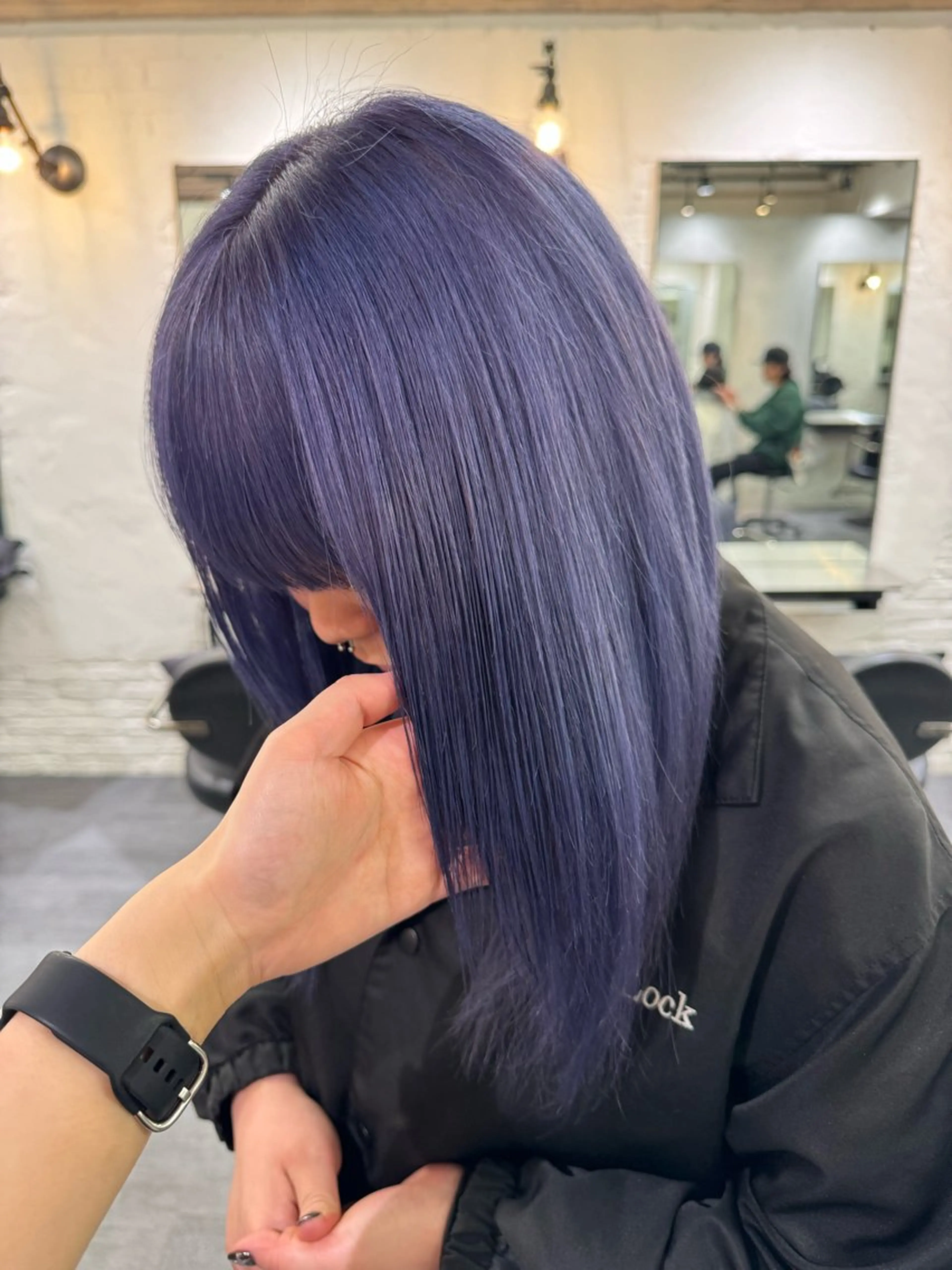 ロング 赤み無し柔らかカラー 【梅田】madokaのヘアスタイル