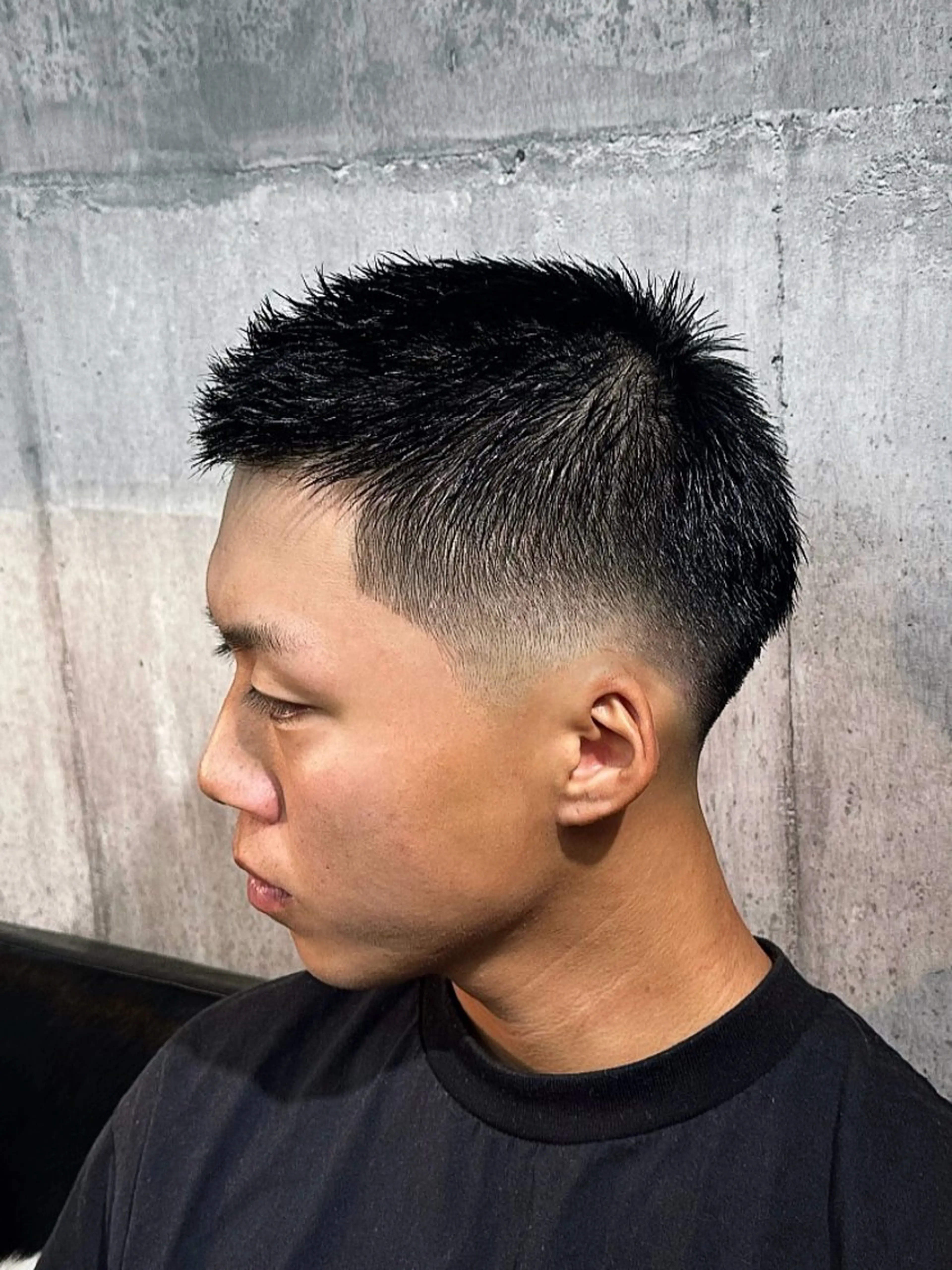 ショート 👑パーマの王様👑 【メンズ専門店】のヘアスタイル