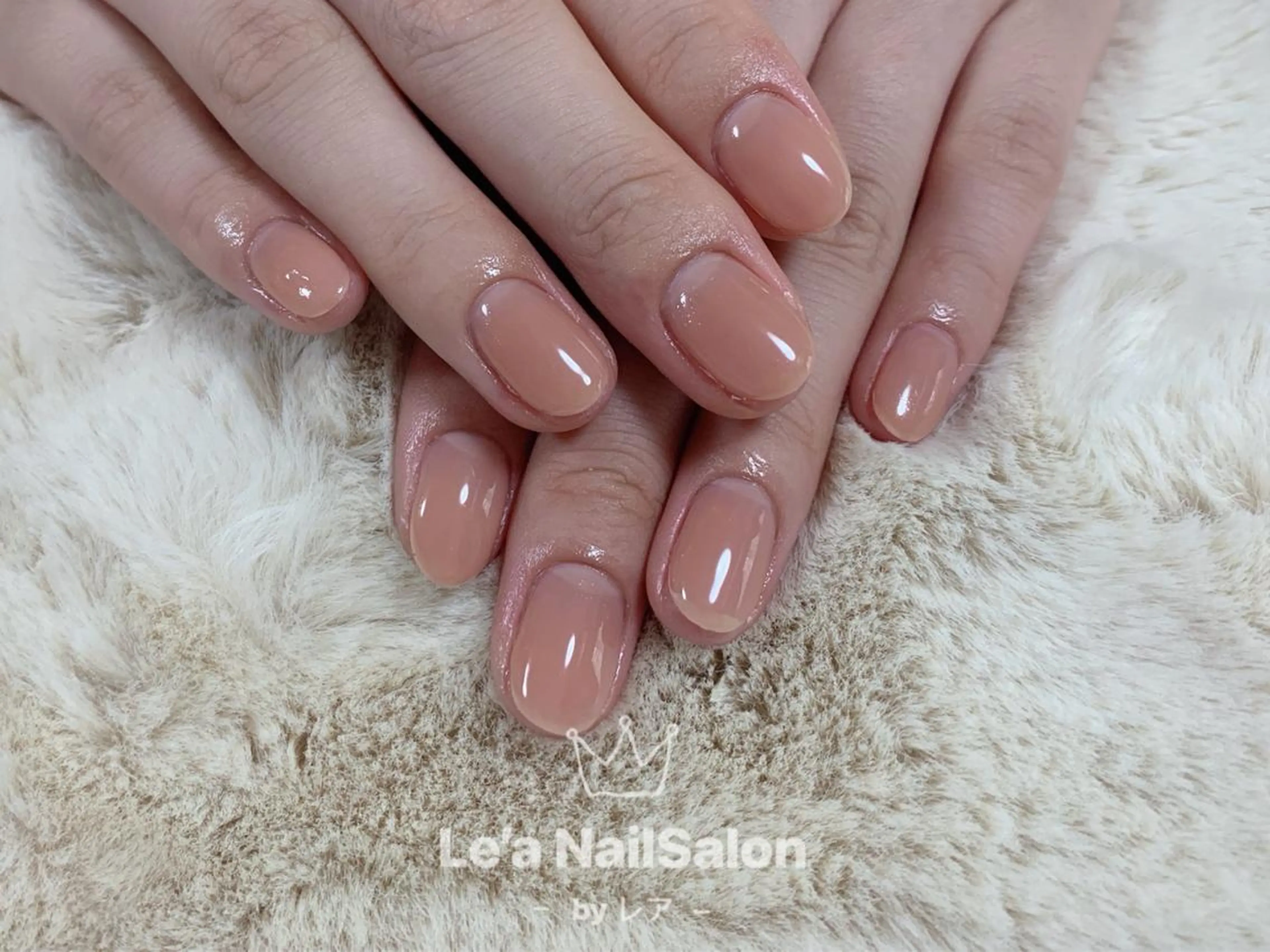 ショート カラー ネイル Le’a NailSalonのネイルデザイン