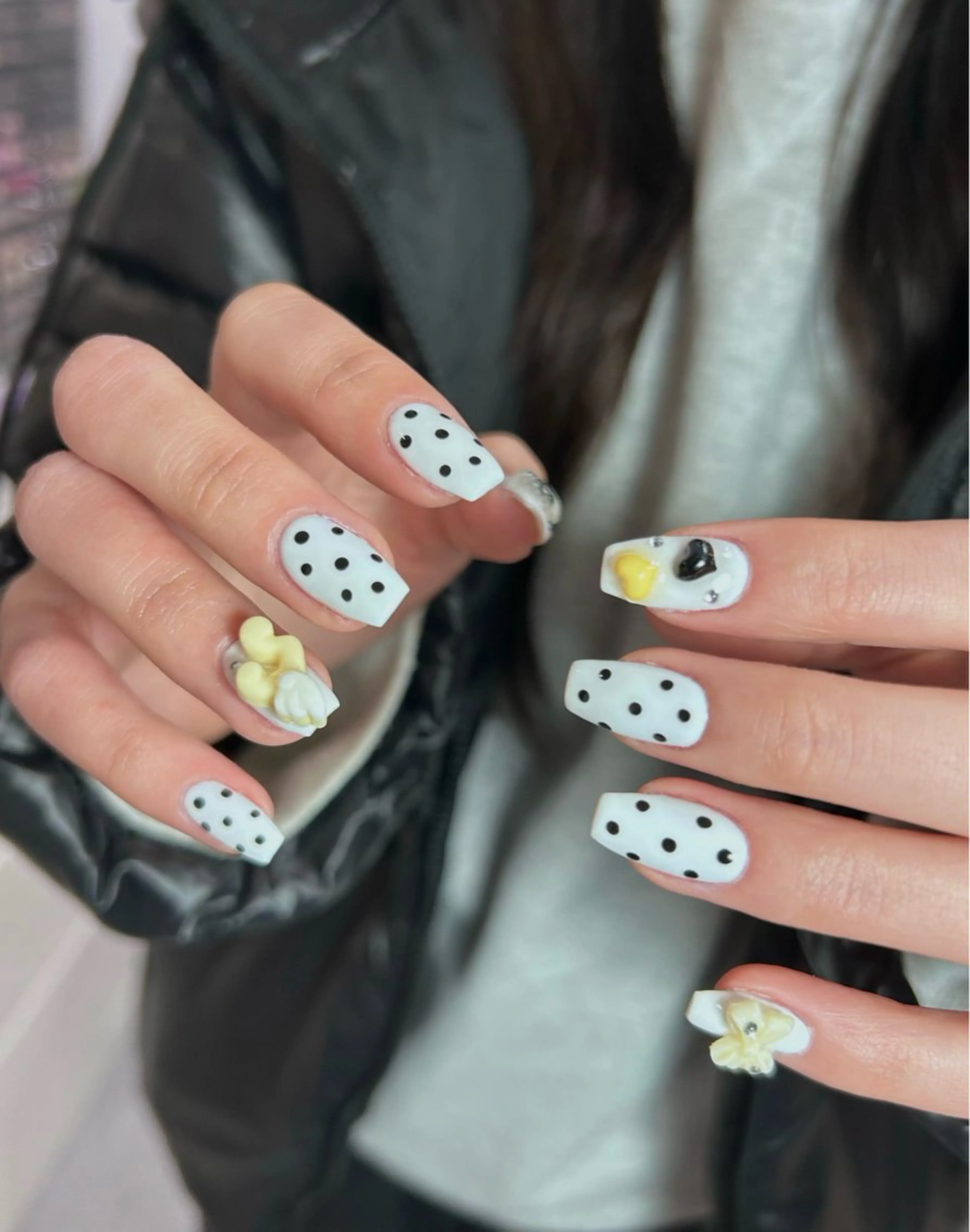 ネイル グラデーション ラメ(グリッター) マグネットネイル ミラーネイル ニュアンスネイル ハンドネイル Lumi de nailsのネイルデザイン