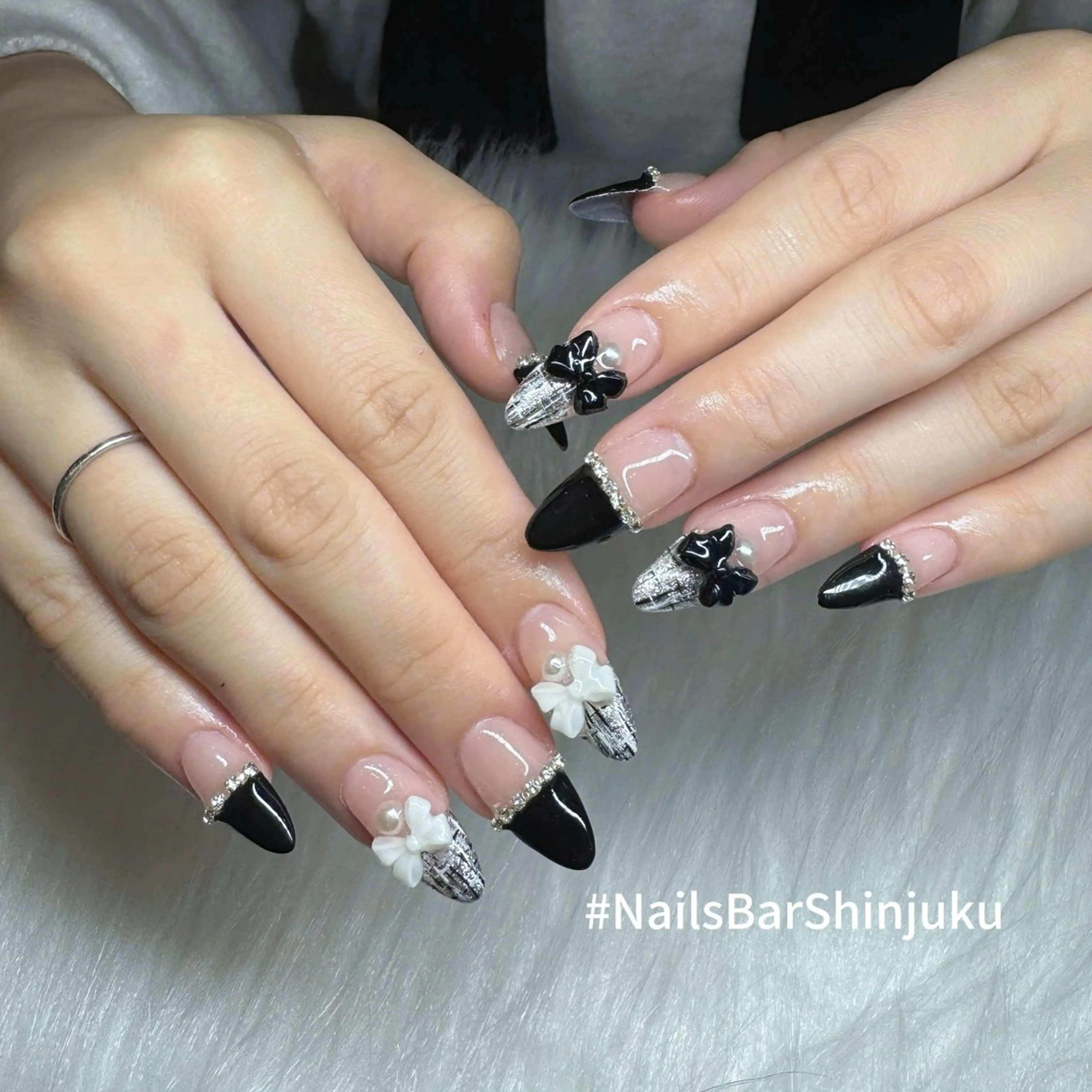 ネイル ハンドネイル NAILS BAR SHINJUKUのネイルデザイン