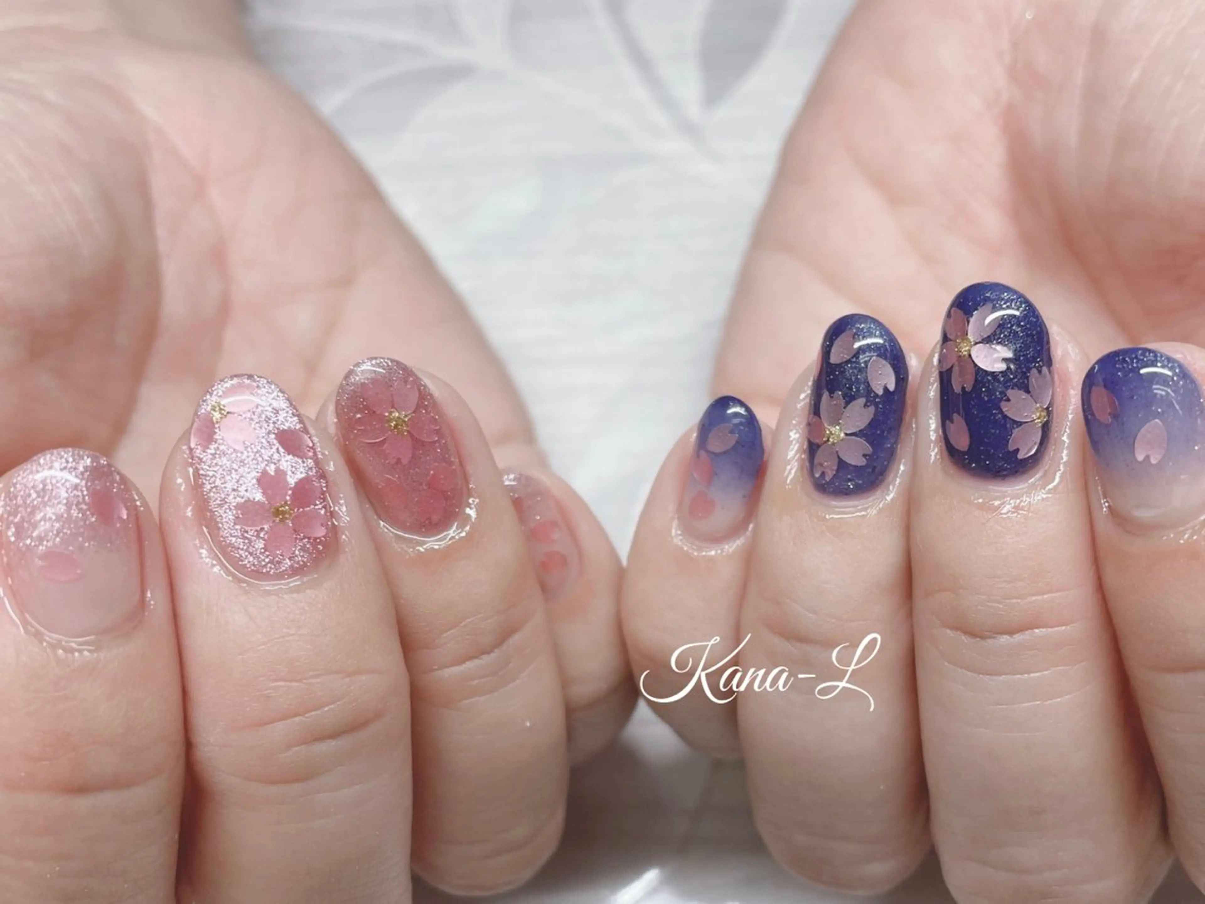 ネイル 桜ネイル ジェルネイル 韓国ネイル マグネットネイル パラジェル 芦辺 香奈のネイルデザイン