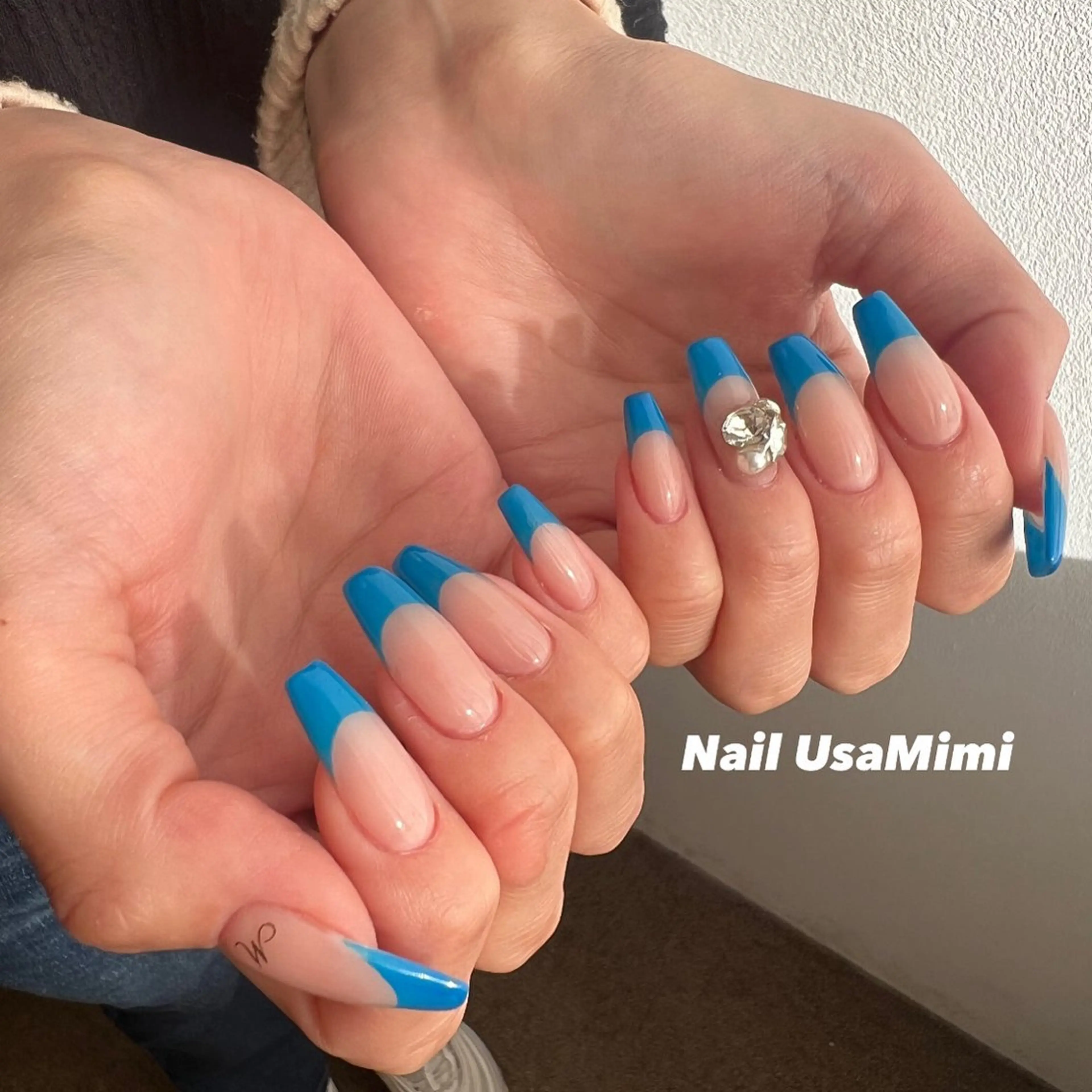 ネイル フレンチネイル ジェルネイル 韓国ネイル マグネットネイル 持ち込み 本町NailUsa Mimi RIKOのネイルデザイン