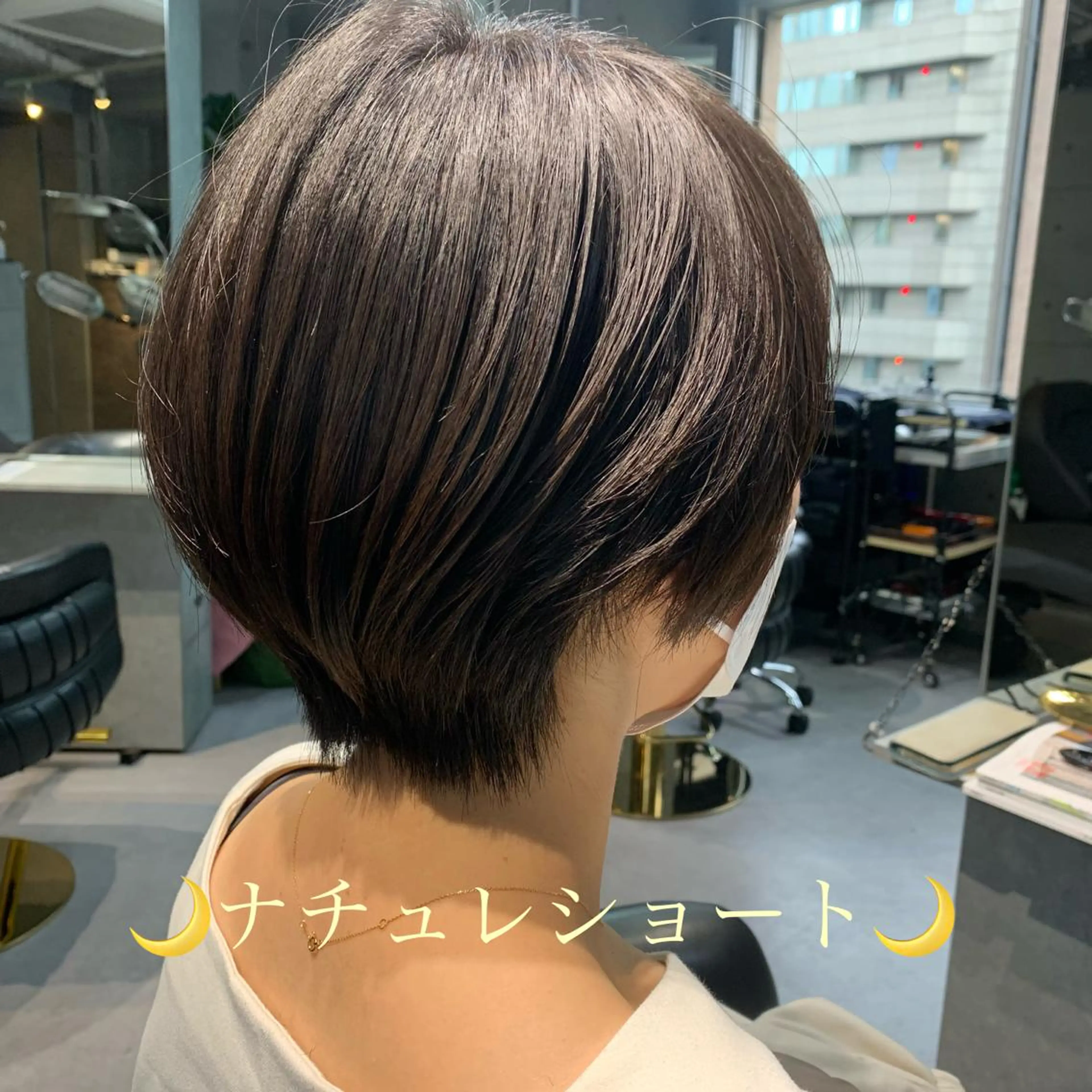 ショート カット ディレクター鮫島 俊介のヘアスタイル