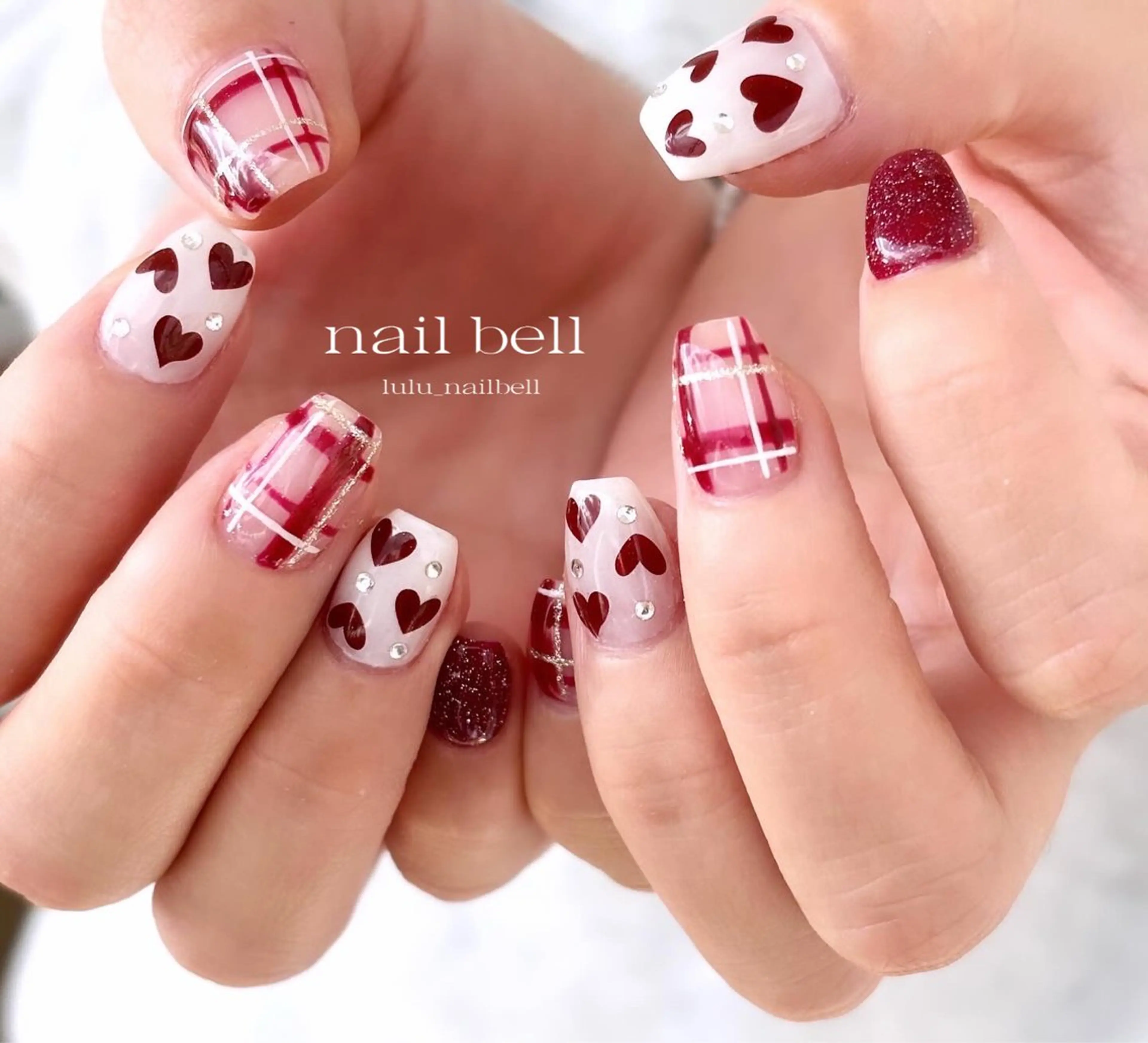 ネイル ハンドネイル 大人可愛いネイル🎗 Hinaのネイルデザイン