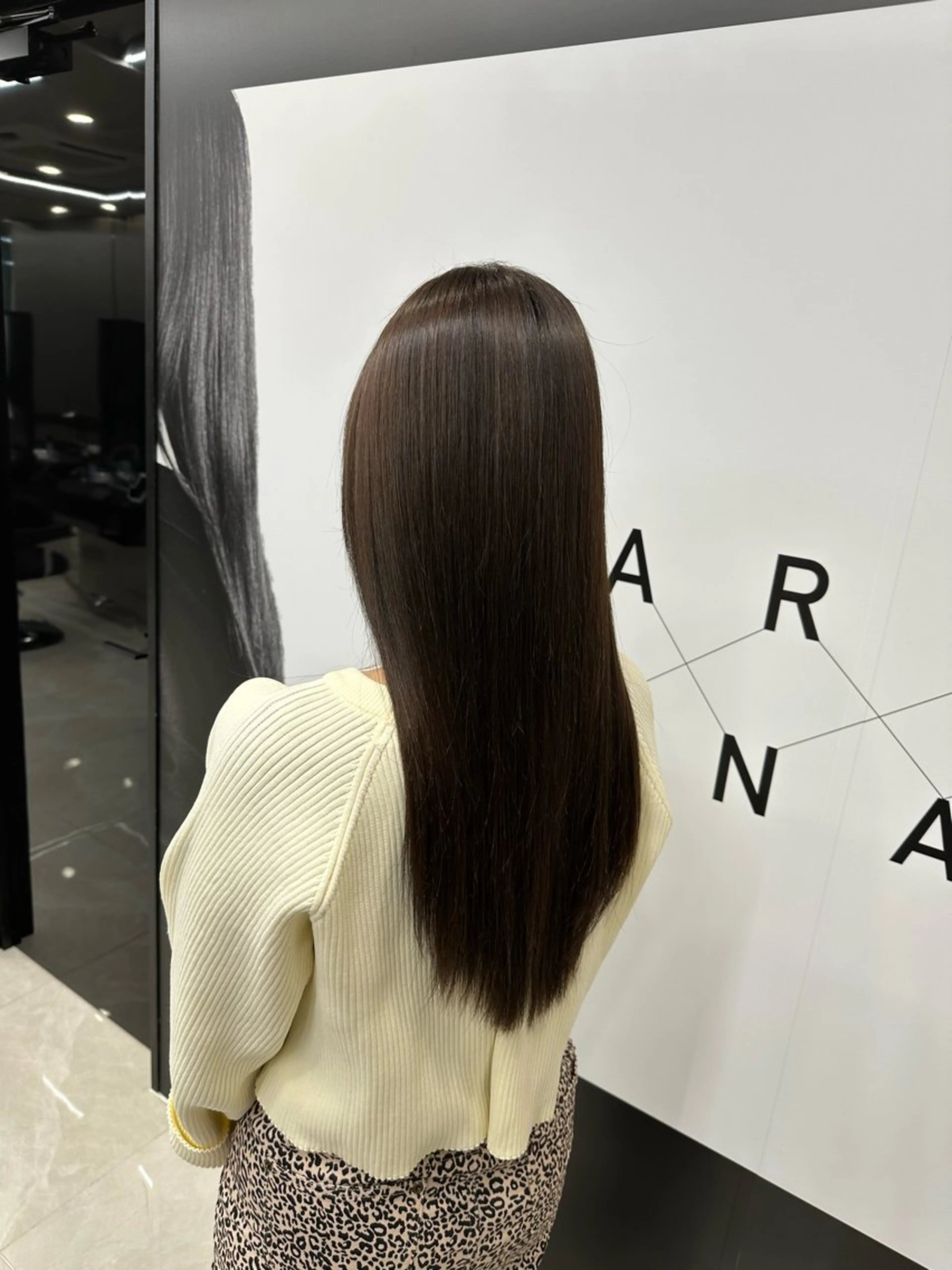 【⭐️透明感ツヤカラー+過去最高のハリツヤ⭐️】カット+全体カラー+最高級トリートメントの写真