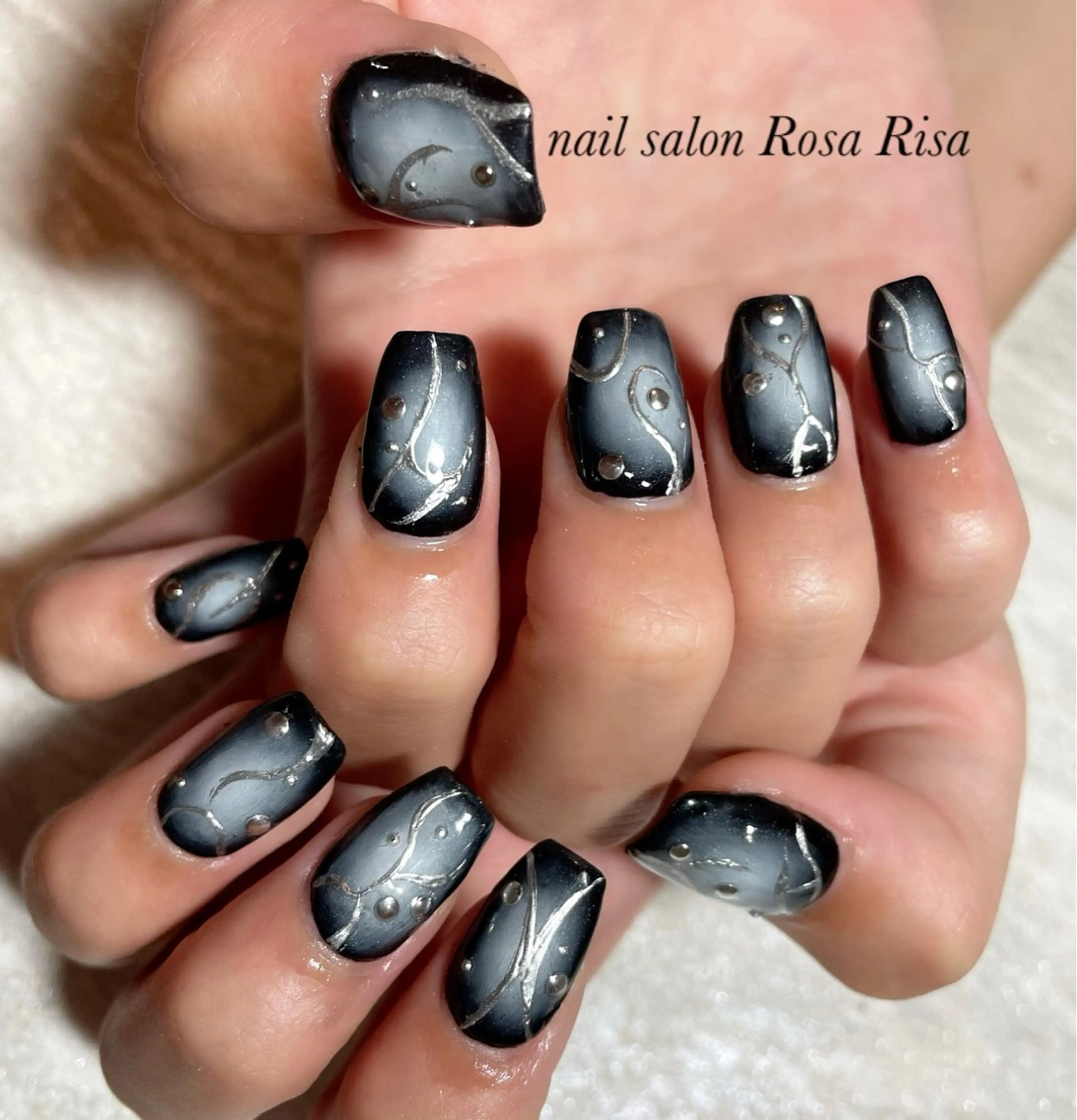 ネイル ネイルスタジオ シェイクユアハンズのネイルデザイン