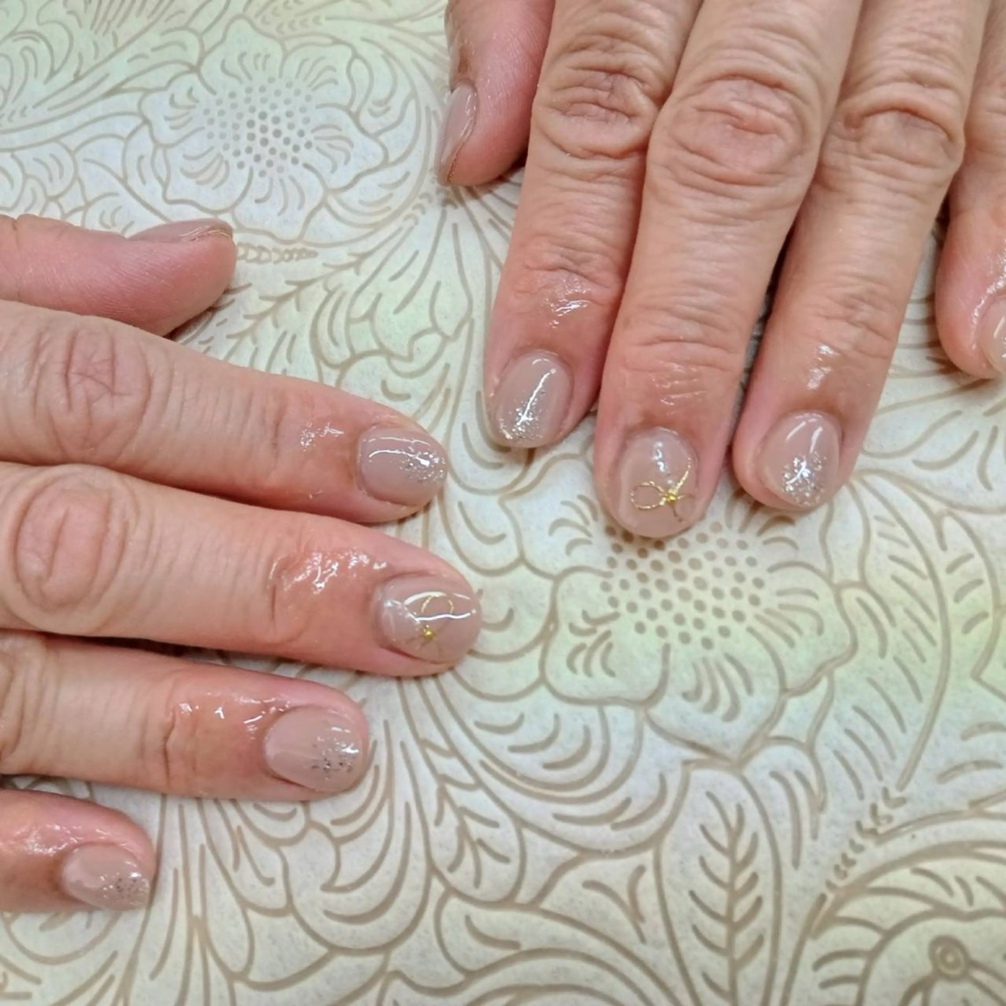 ネイル フラワーネイル precious nail  roomのネイルデザイン