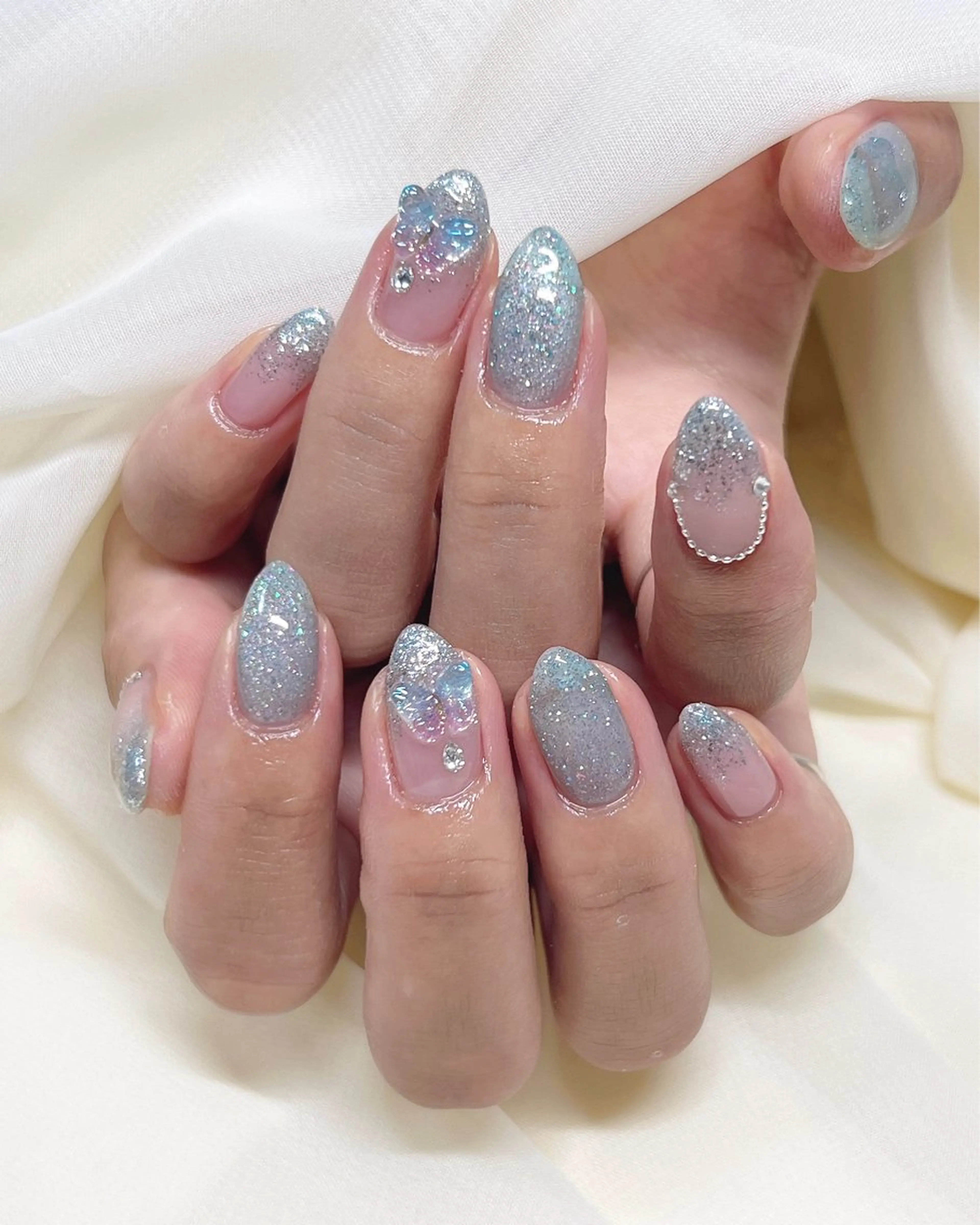 ネイル キラキラネイル シンプルネイル nail salon MUAのネイルデザイン