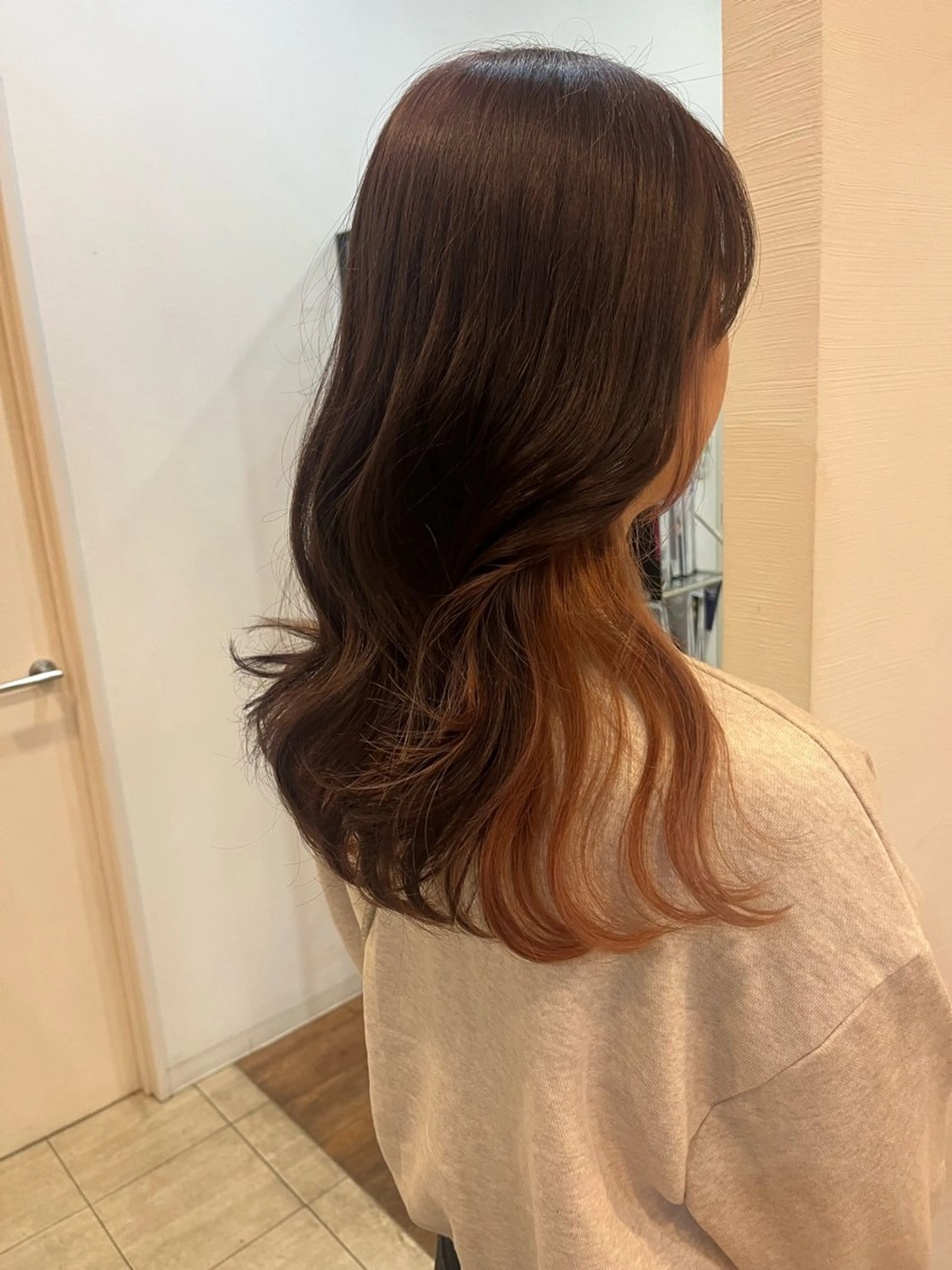 ロング カット ヘアカラー アトリエファゴ Noaのヘアスタイル