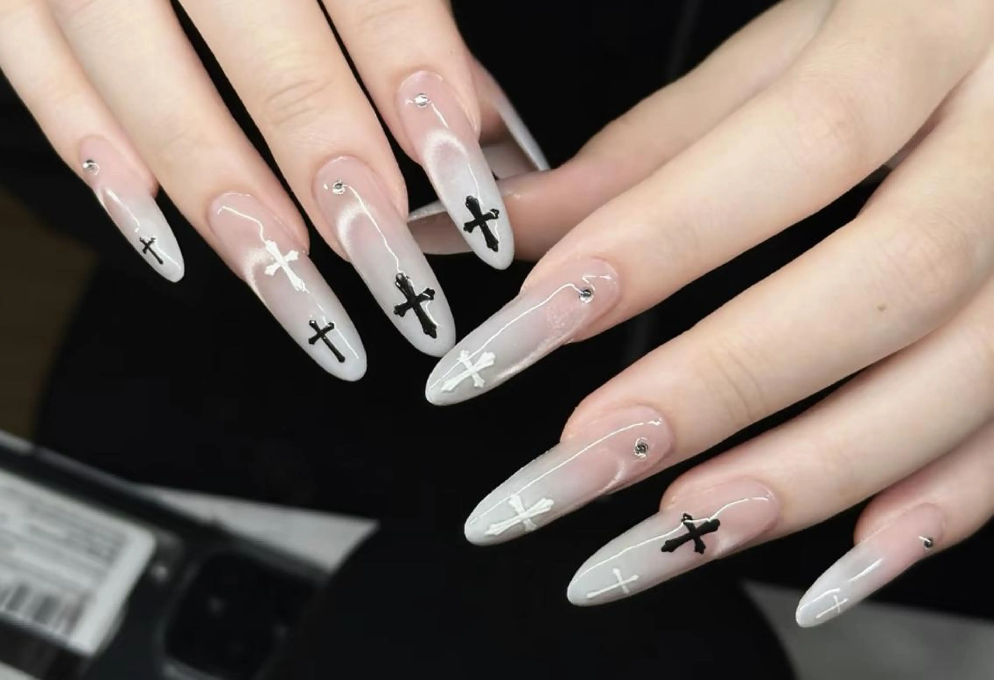 ネイル ハンドネイル ハンドケア 🍑 momo_nailのネイルデザイン