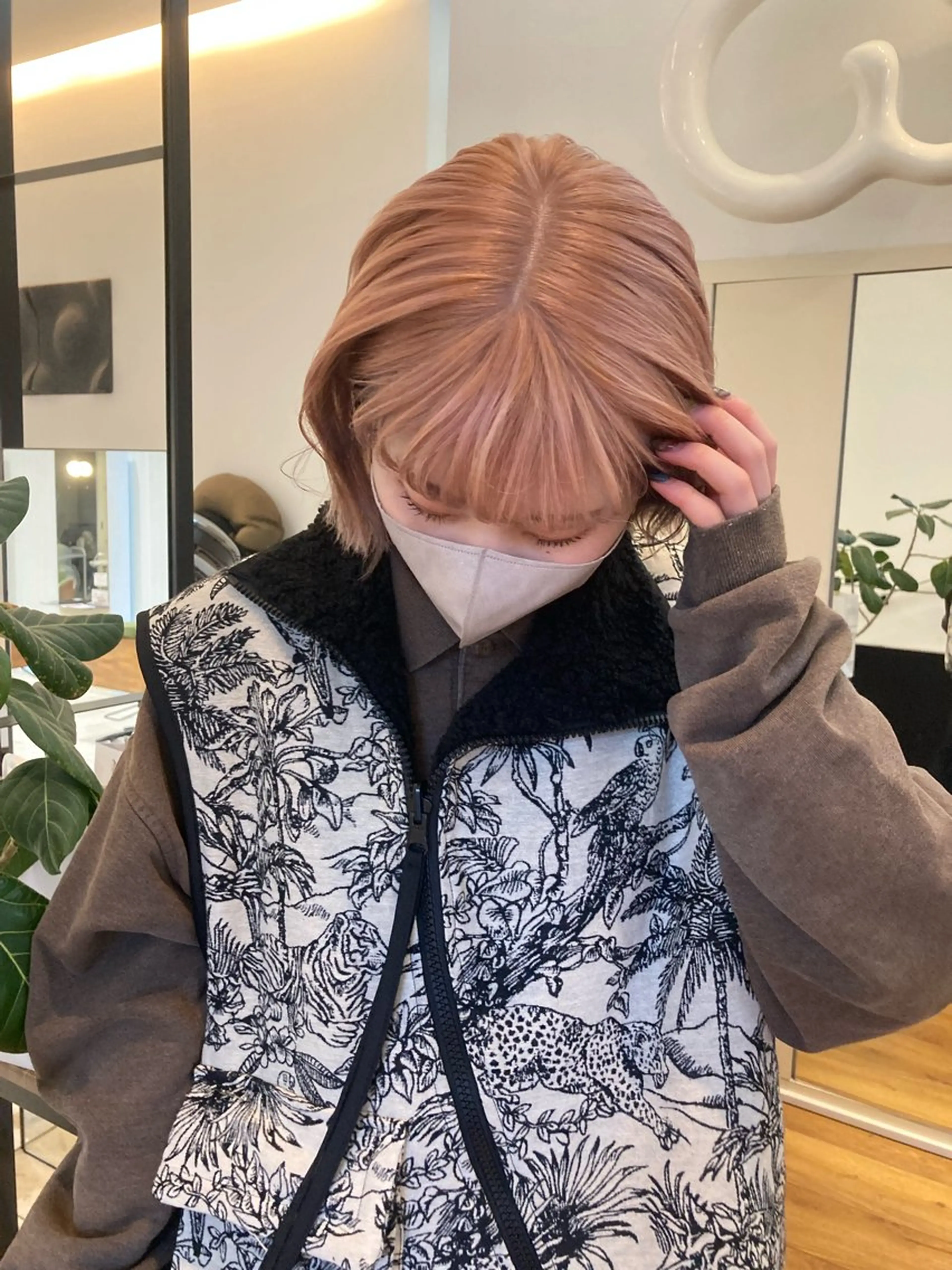 カラー 津田 里菜のヘアスタイル