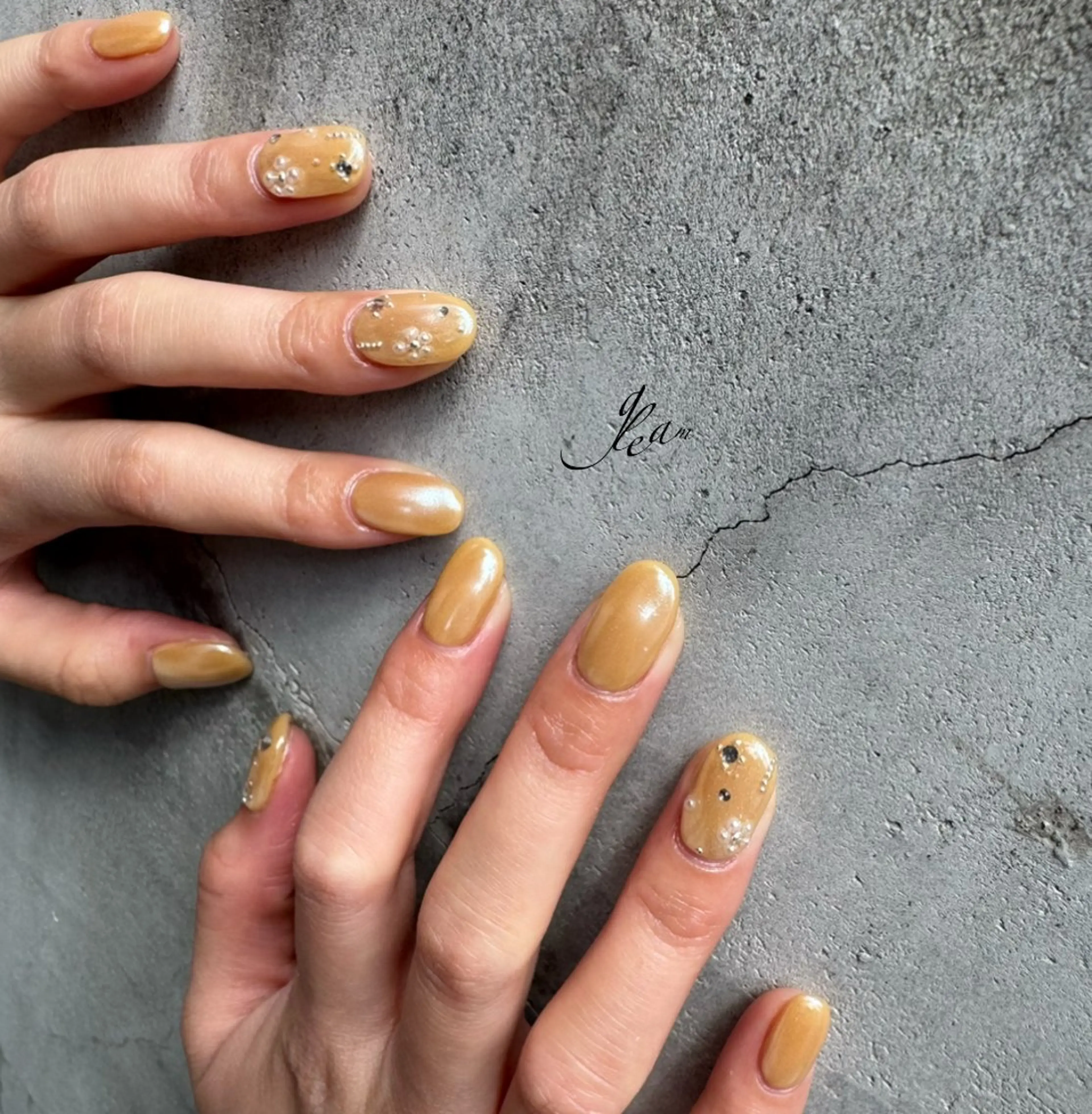 ネイル ハンドネイル gleam✴︎ sayakaのネイルデザイン