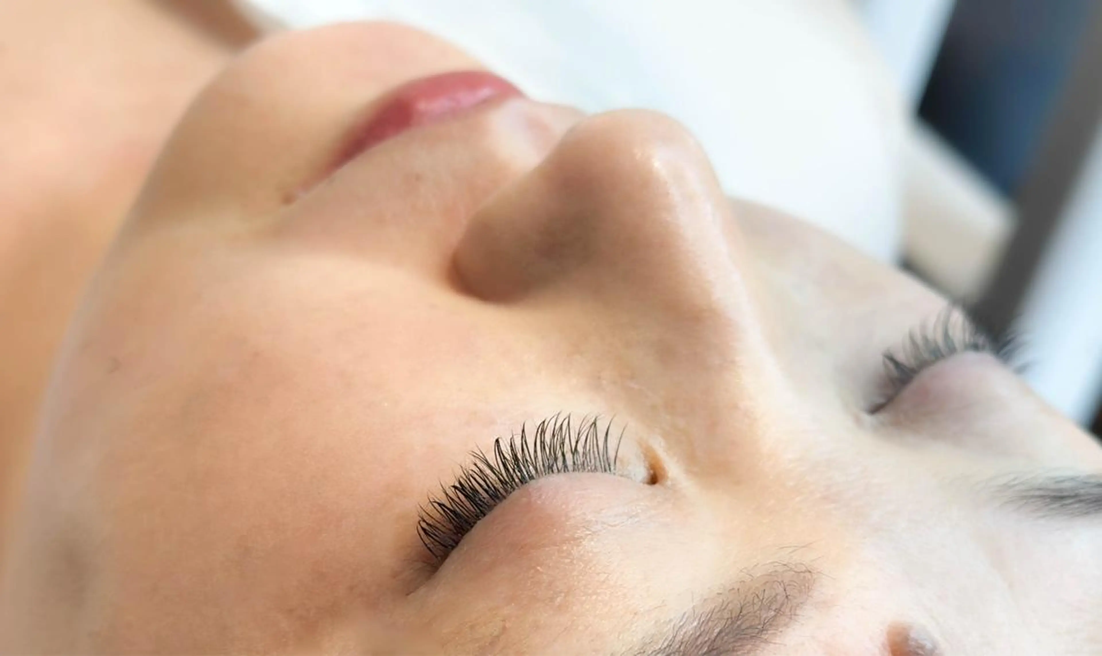 マツエク・マツパ 林 里美のヘアスタイル