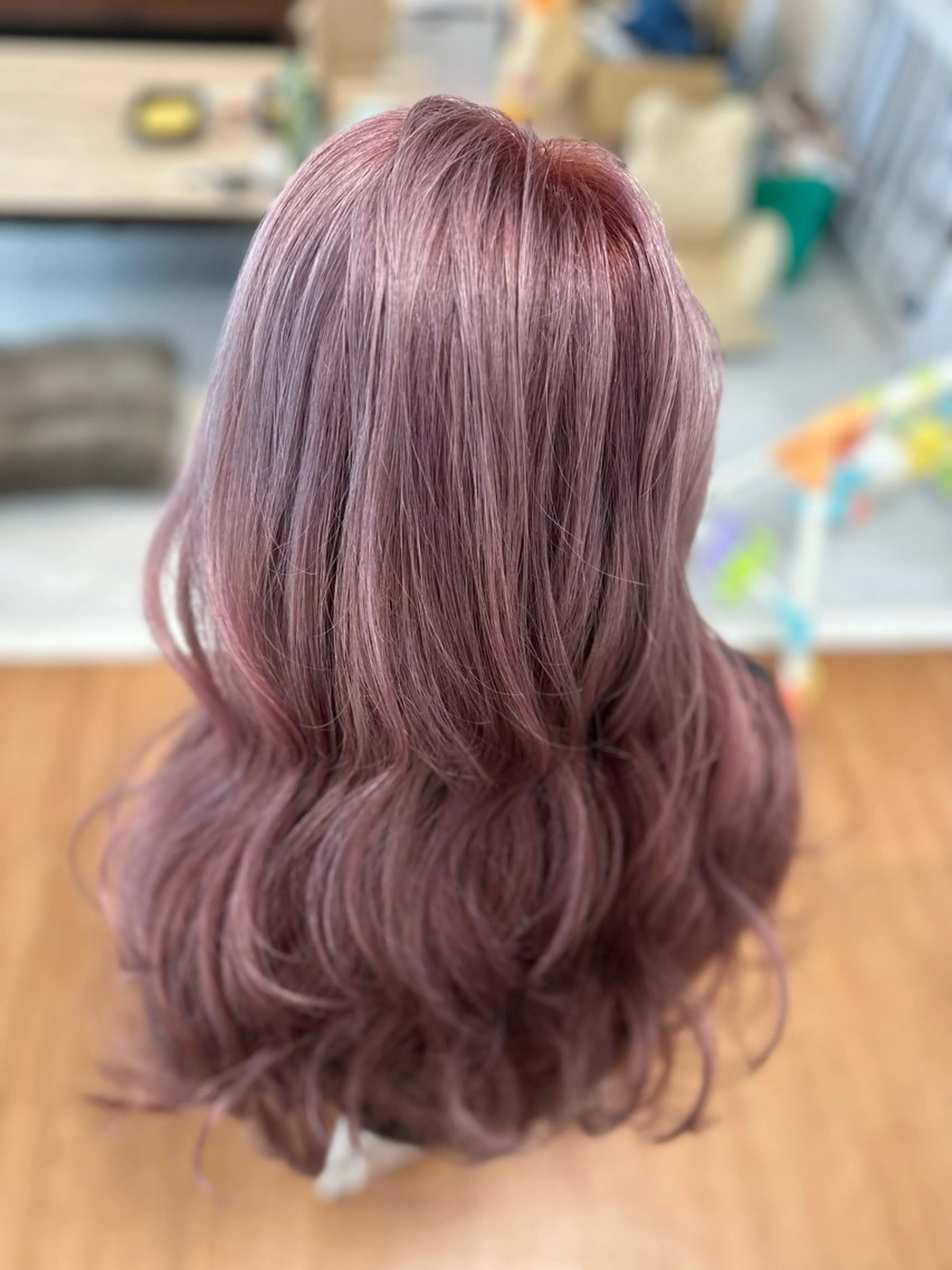 カラー Carrefour OHANAのヘアスタイル