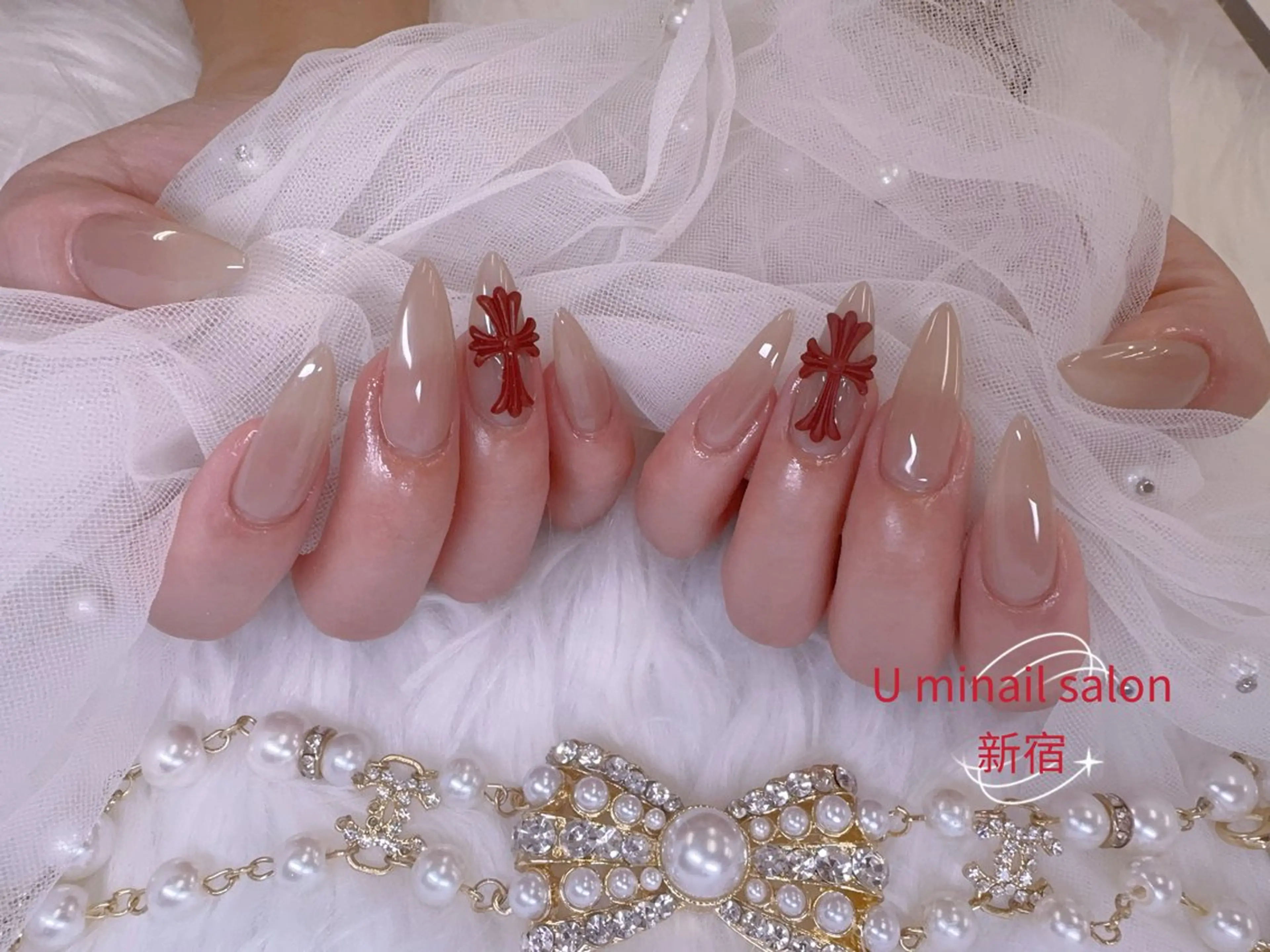 ネイル UMI ネイルサロン新宿🎀のネイルデザイン