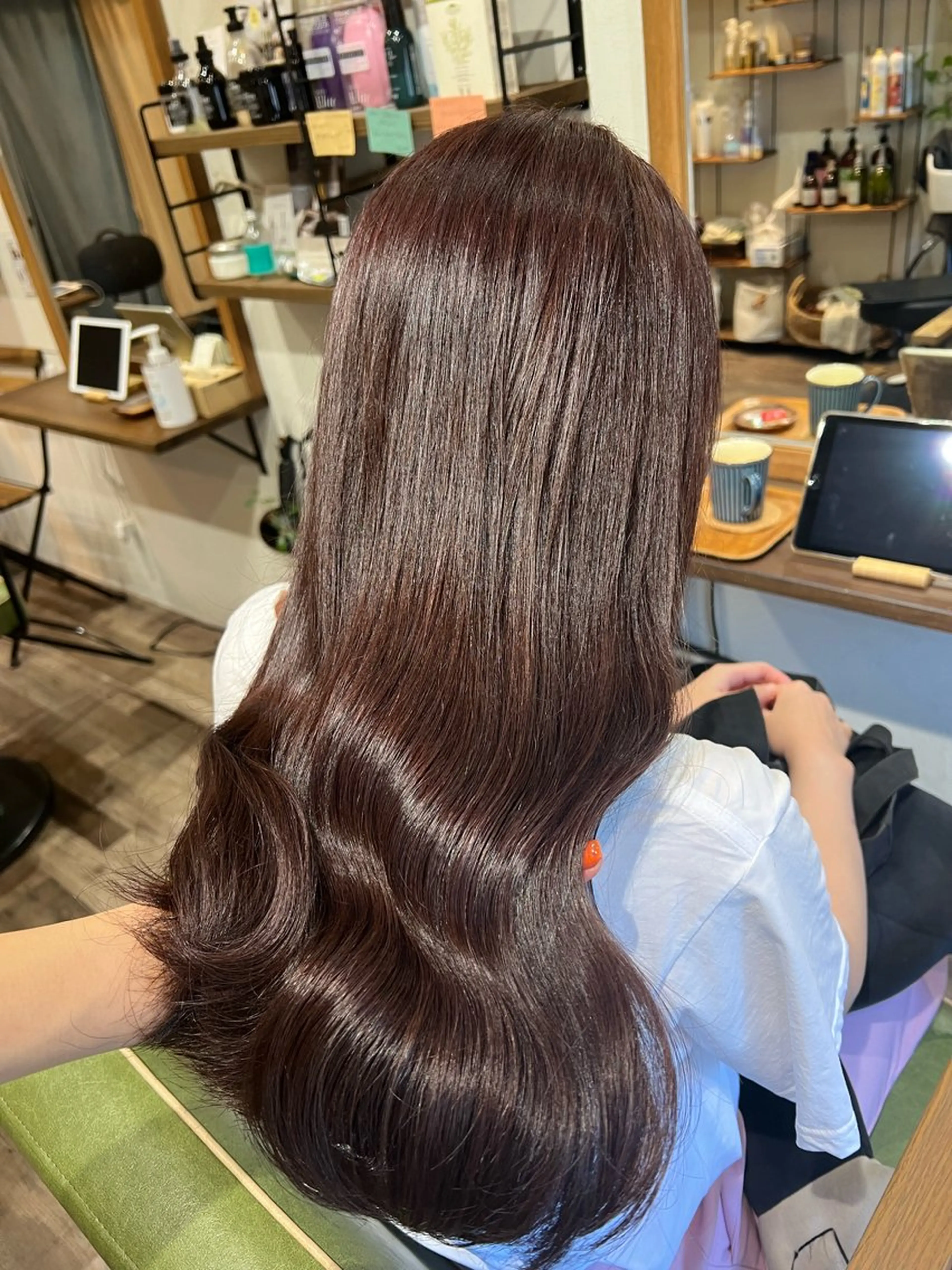 ロング カラー ブラウンカラー チョコレートブラウン カラーパティシエ facce🌼ikoのヘアスタイル