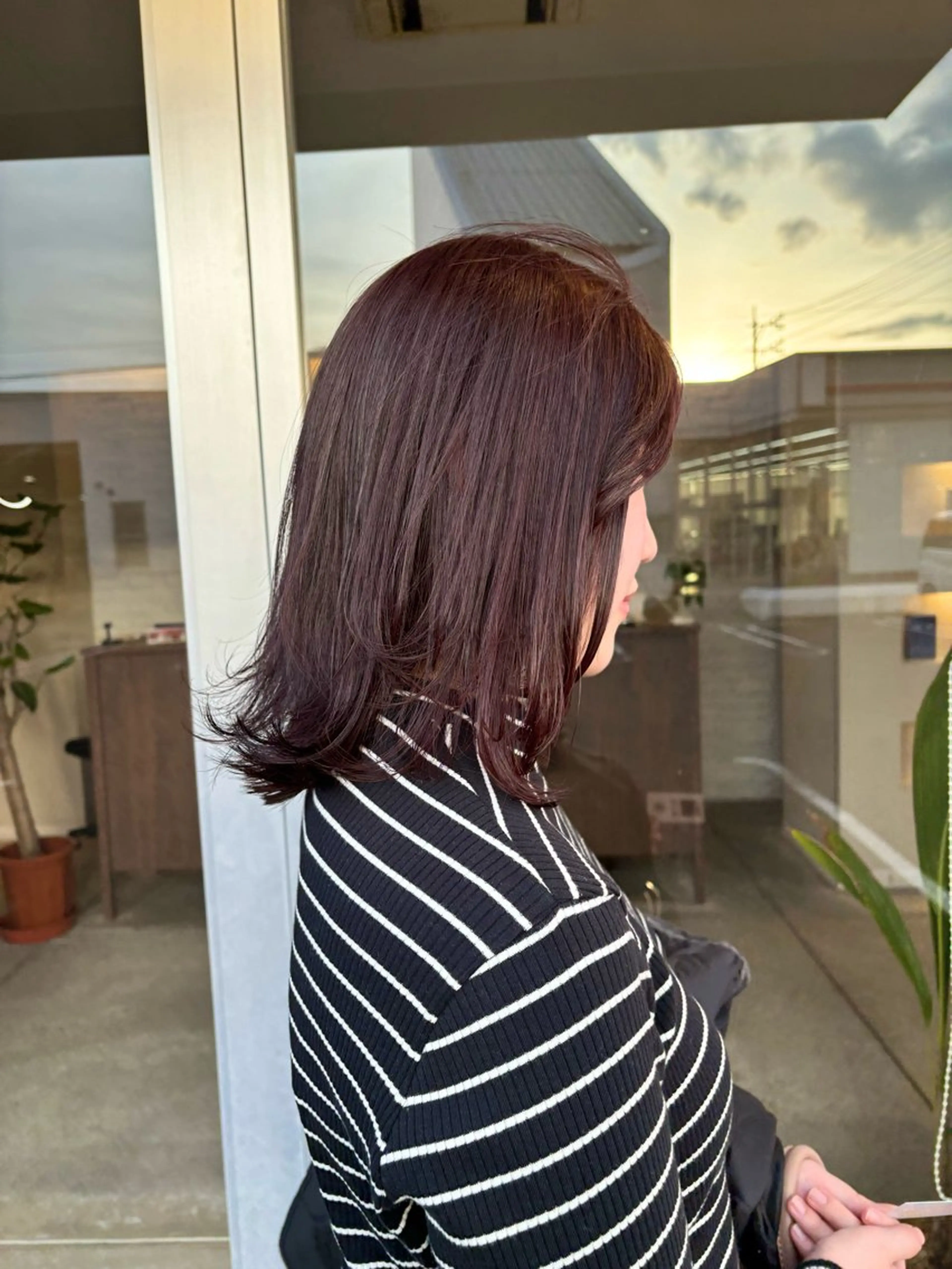 カラー 服部 沙弥佳のヘアスタイル