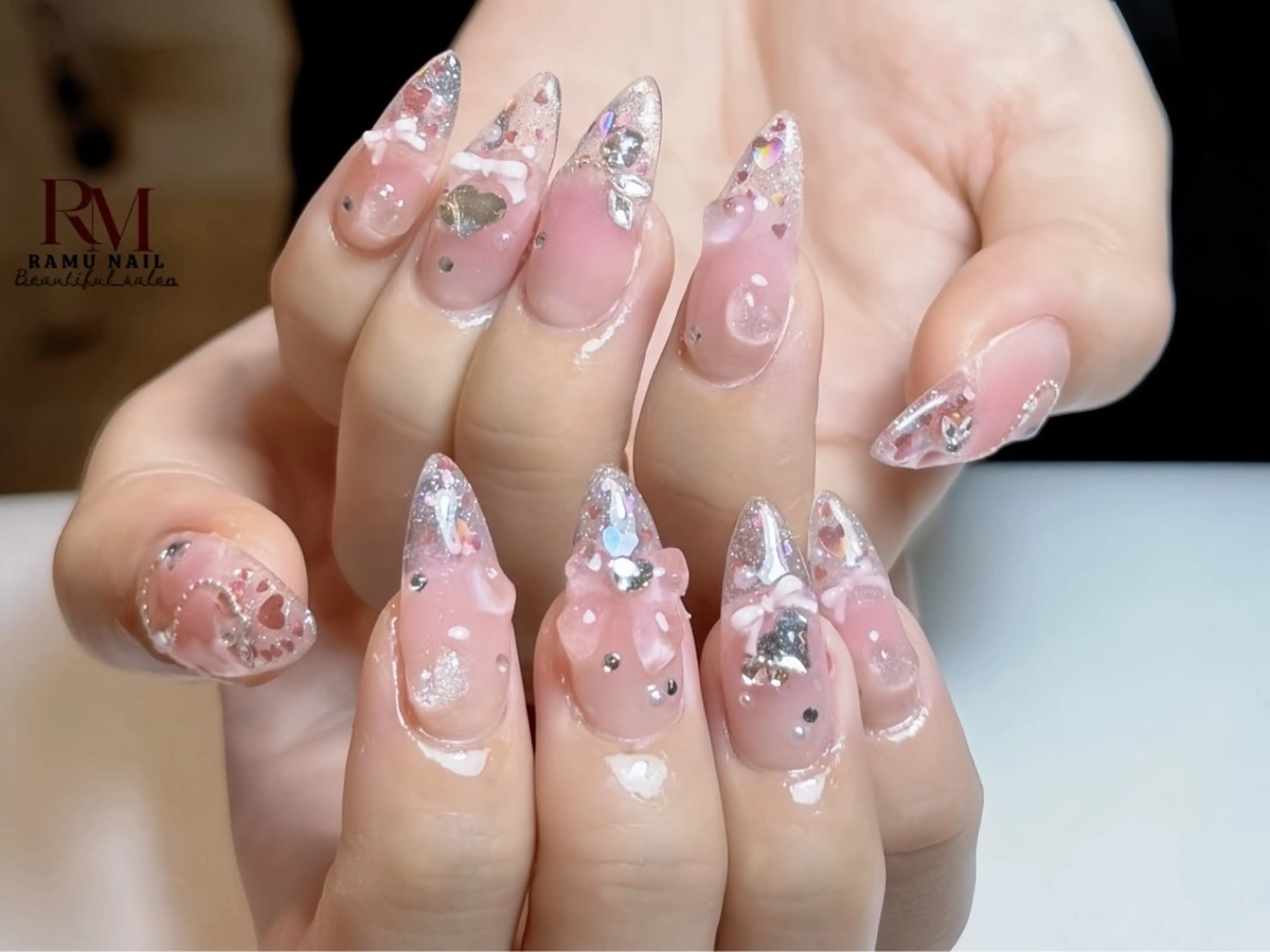 ネイル キラキラネイル マグネットネイル ミラーネイル ピンク 夏ネイル ハンドネイル RAMU Nail 恵比寿店のネイルデザイン