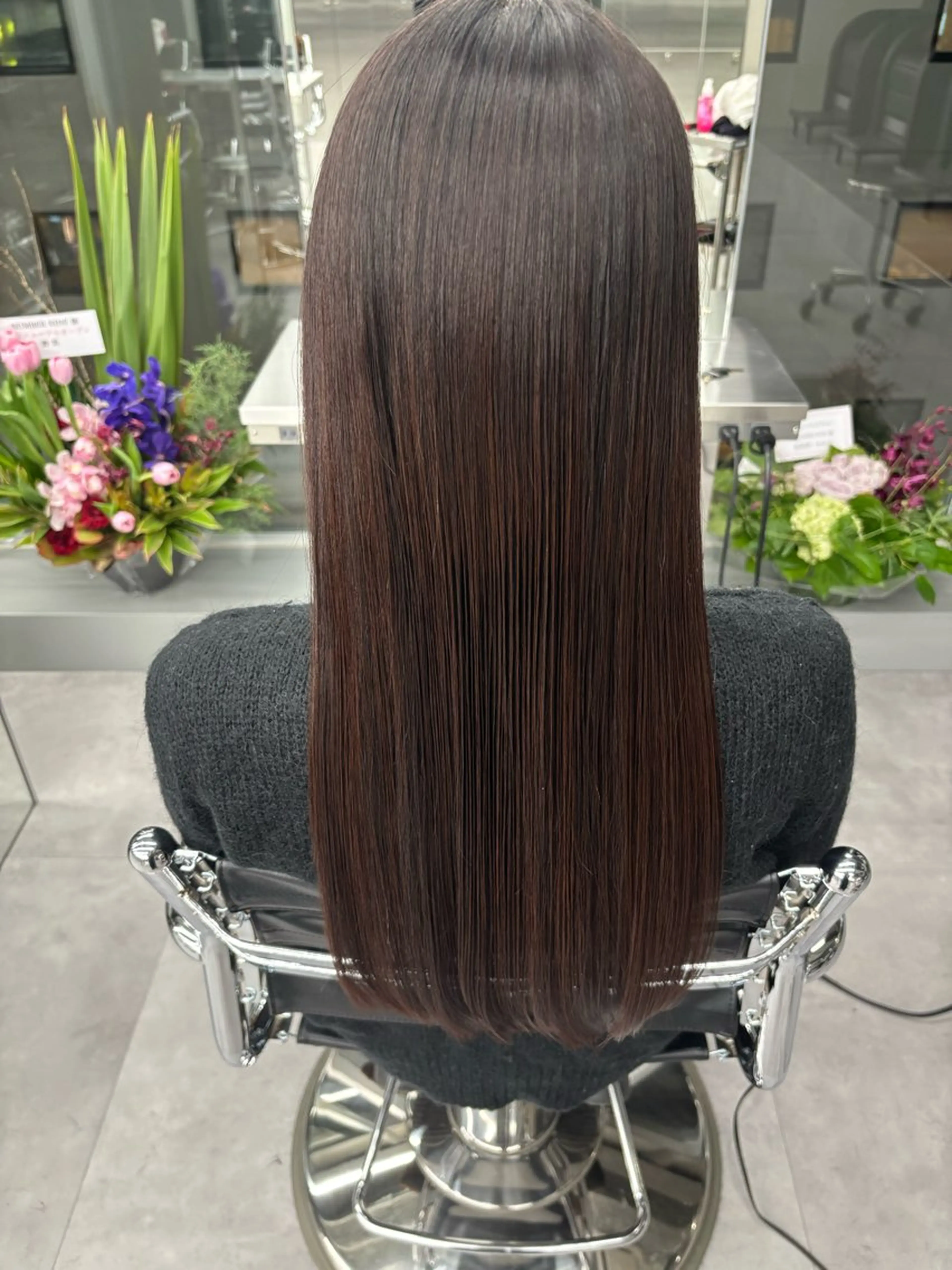 ロング 佐藤 莉子のヘアスタイル